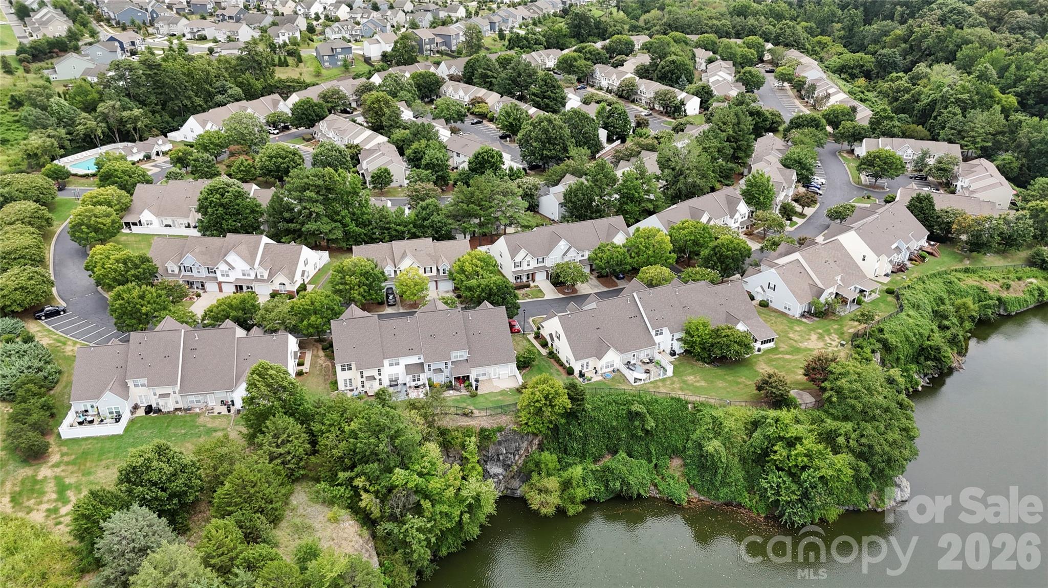 806 Rock Lake Glen Property Photo 47