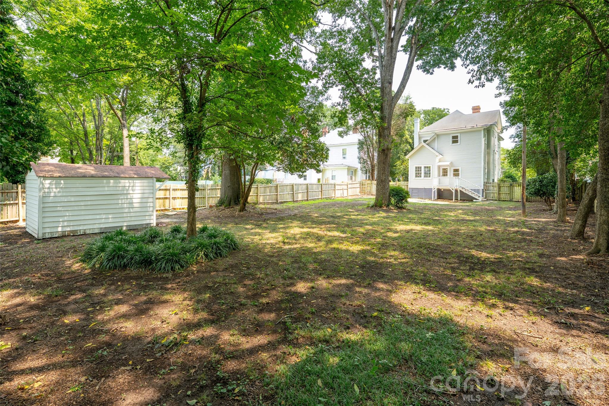 302 Maurice Street Property Photo 15