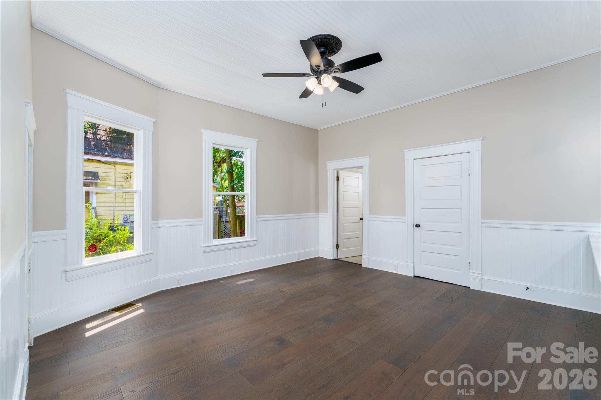 302 Maurice Street Property Photo 19