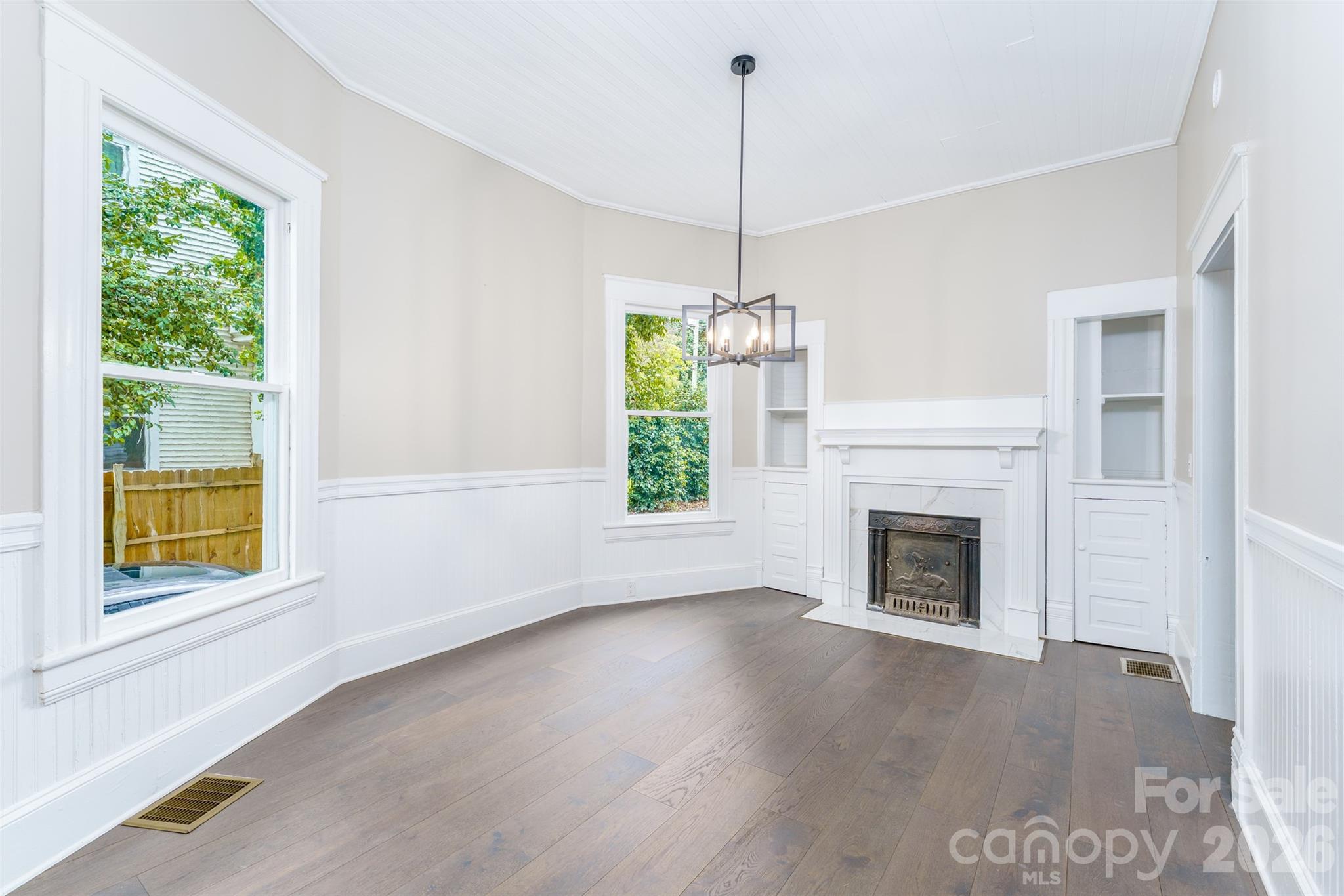 302 Maurice Street Property Photo 28