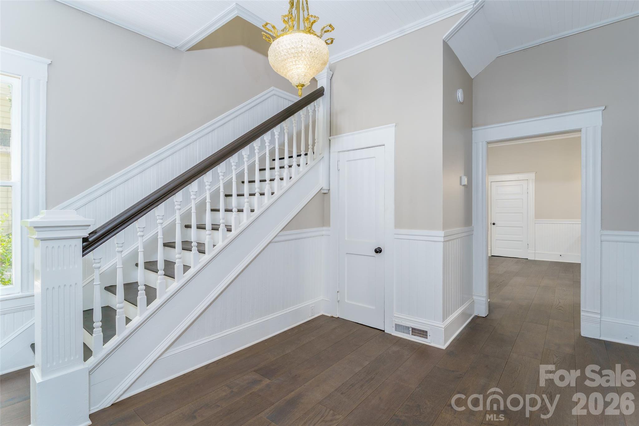 302 Maurice Street Property Photo 35