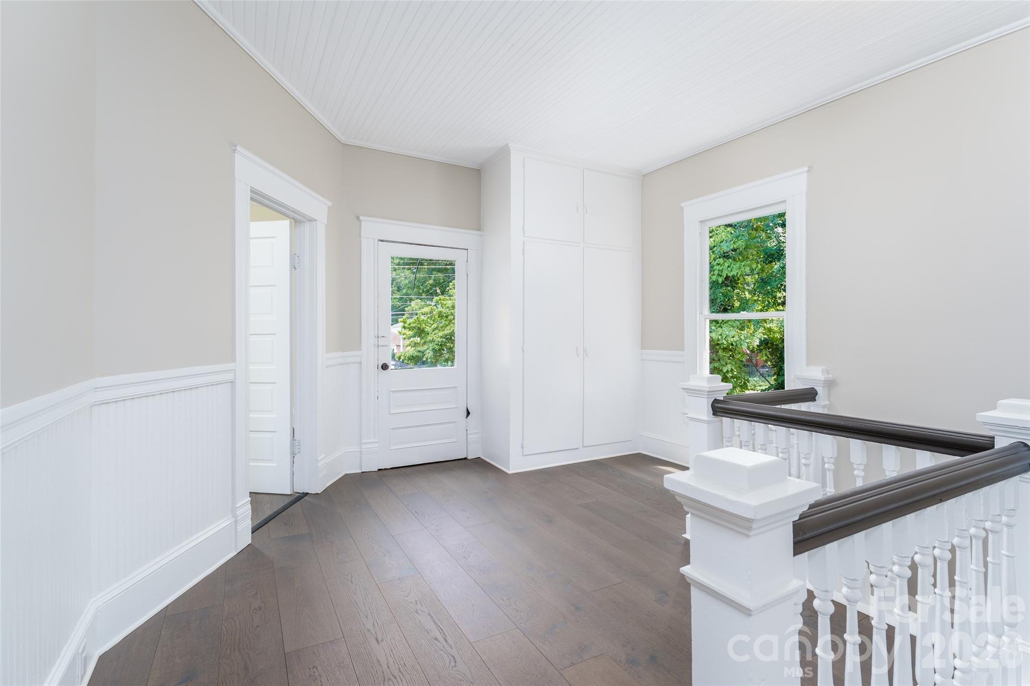 302 Maurice Street Property Photo 37