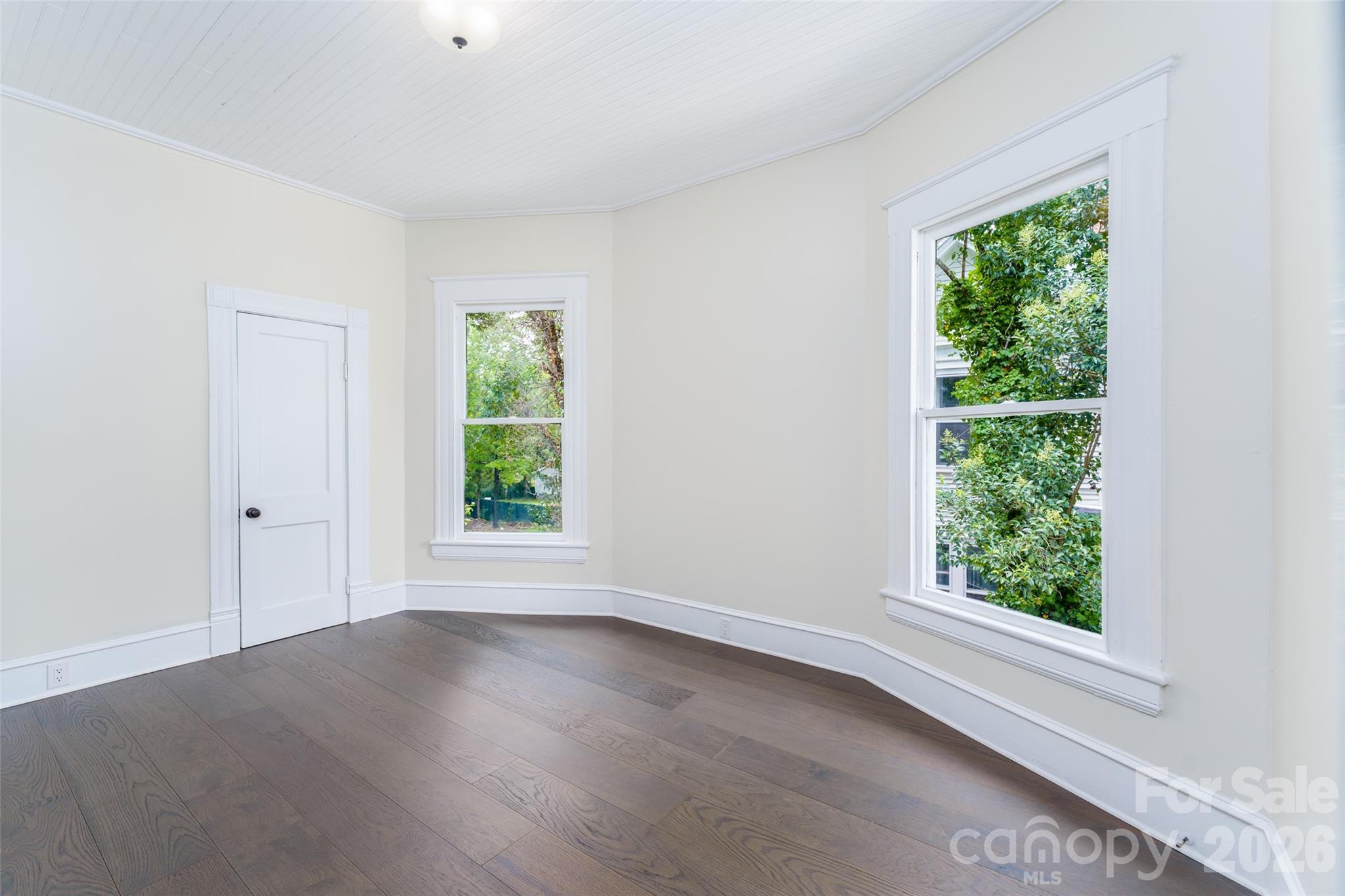 302 Maurice Street Property Photo 41