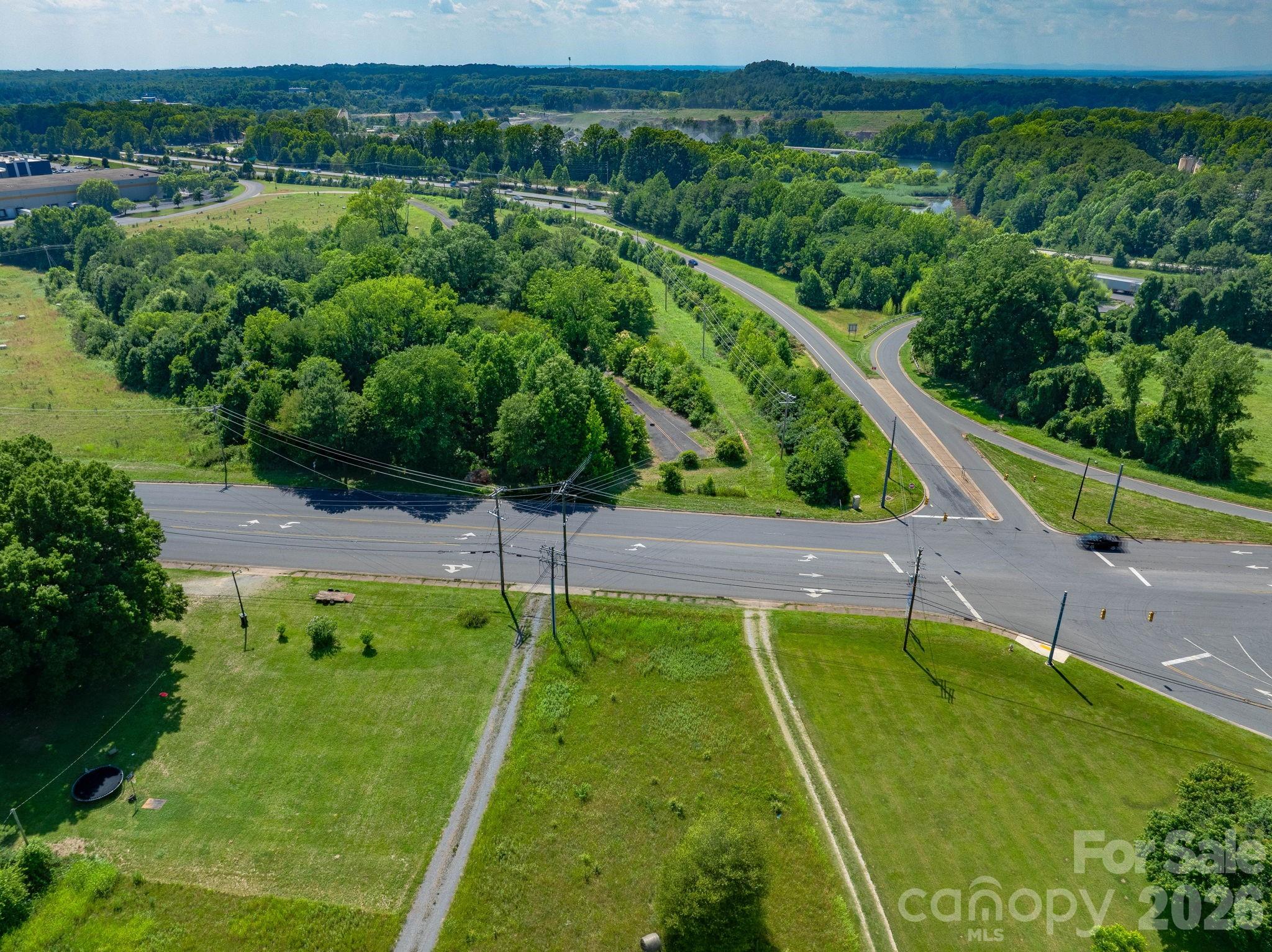 102 Quality Lane Property Photo 13