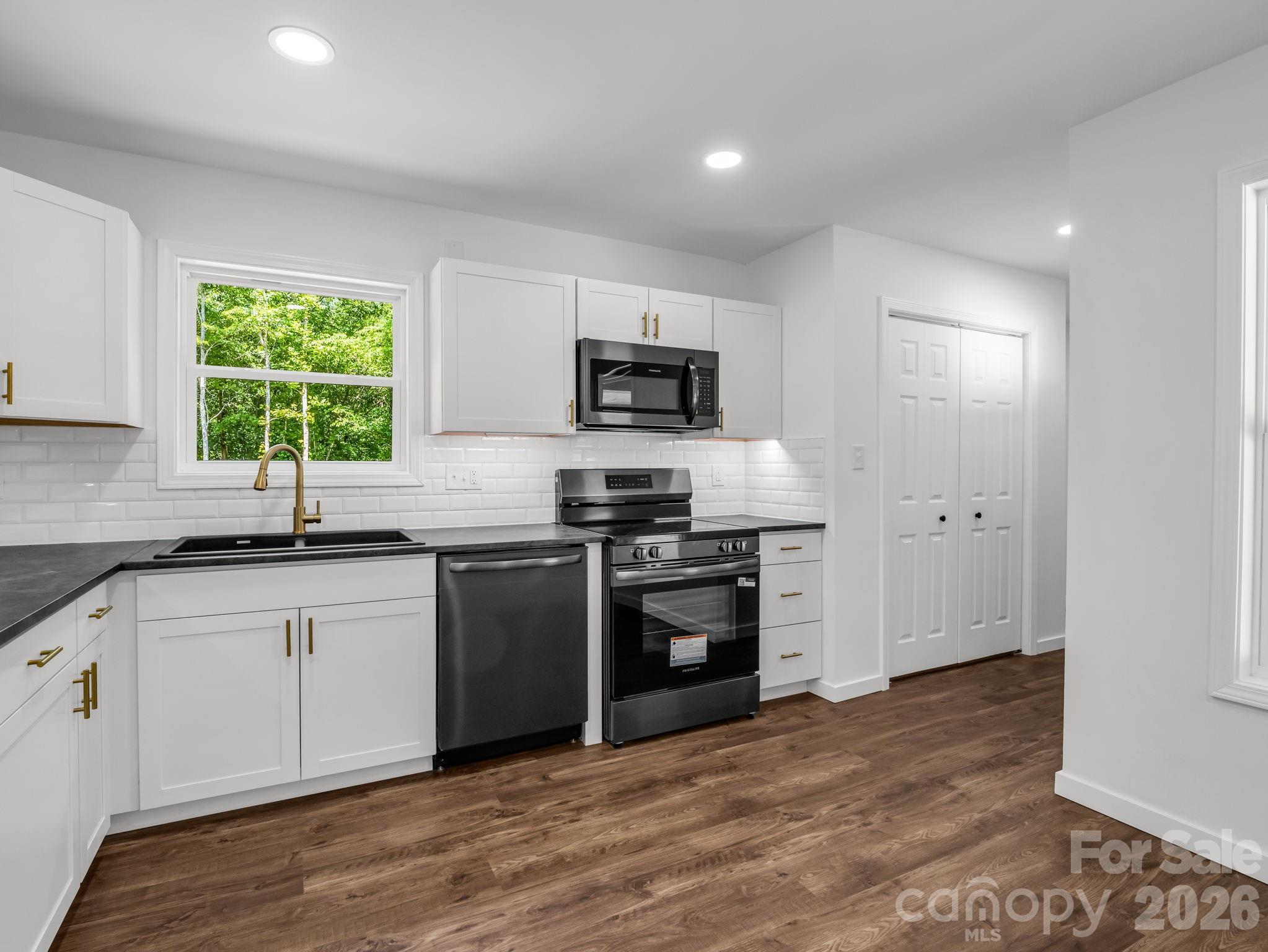 314 Maryland Drive 61 Property Photo 14