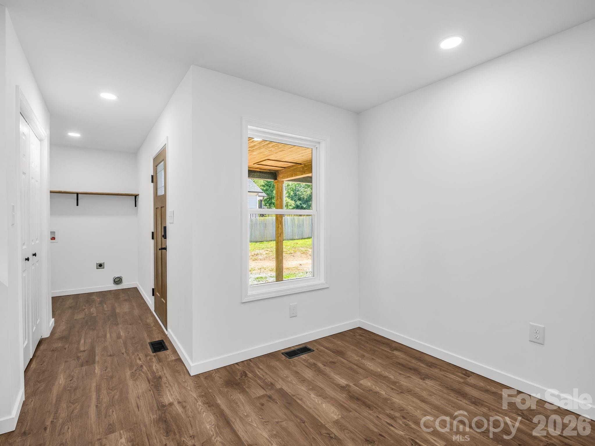 314 Maryland Drive 61 Property Photo 17