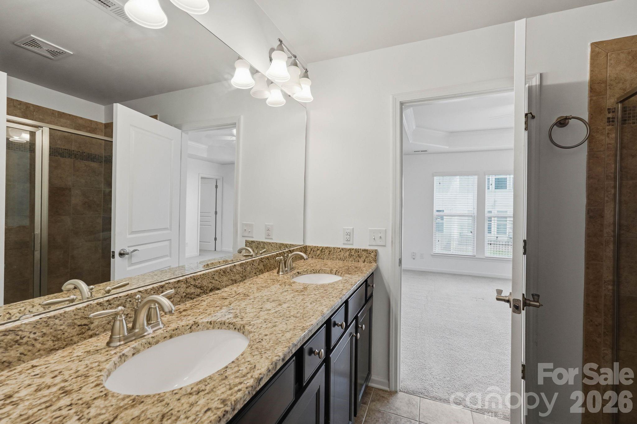 2433 Diplomat Lane Property Photo 12