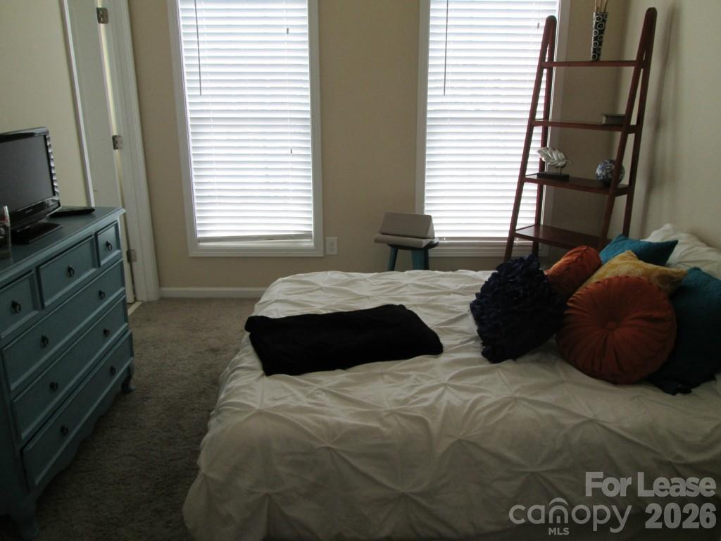 9537 Longstone Lane Property Photo 7