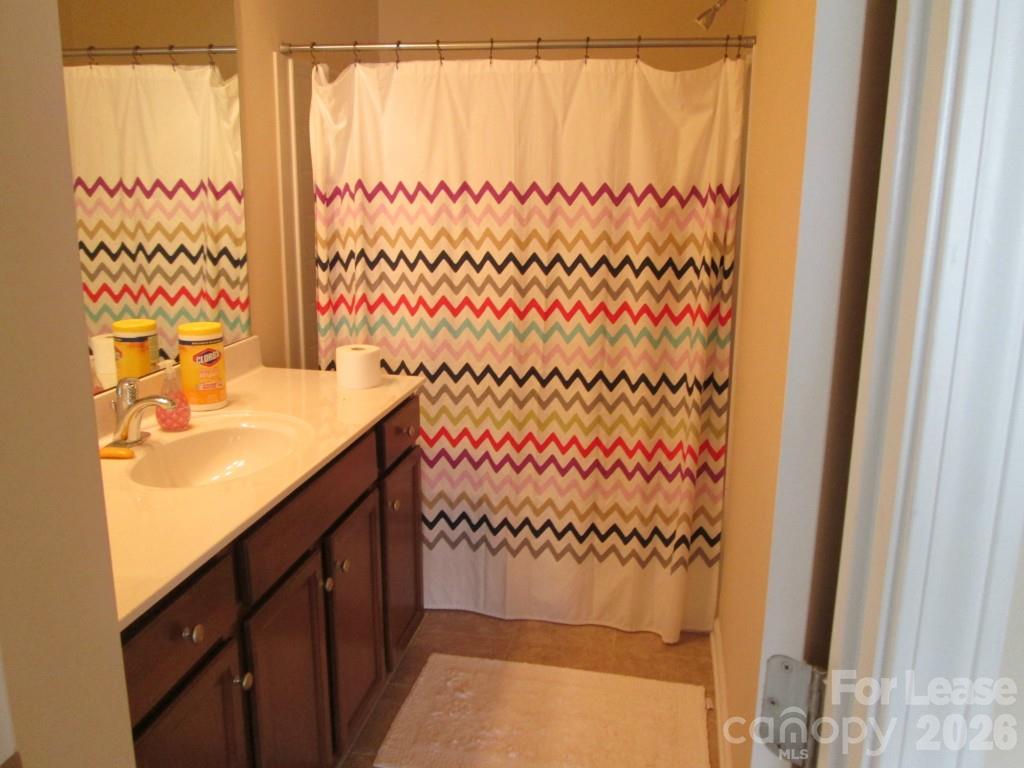 9537 Longstone Lane Property Photo 10