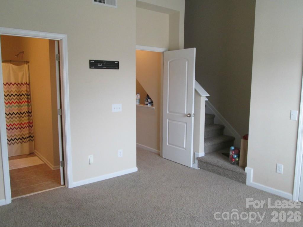 9537 Longstone Lane Property Photo 11