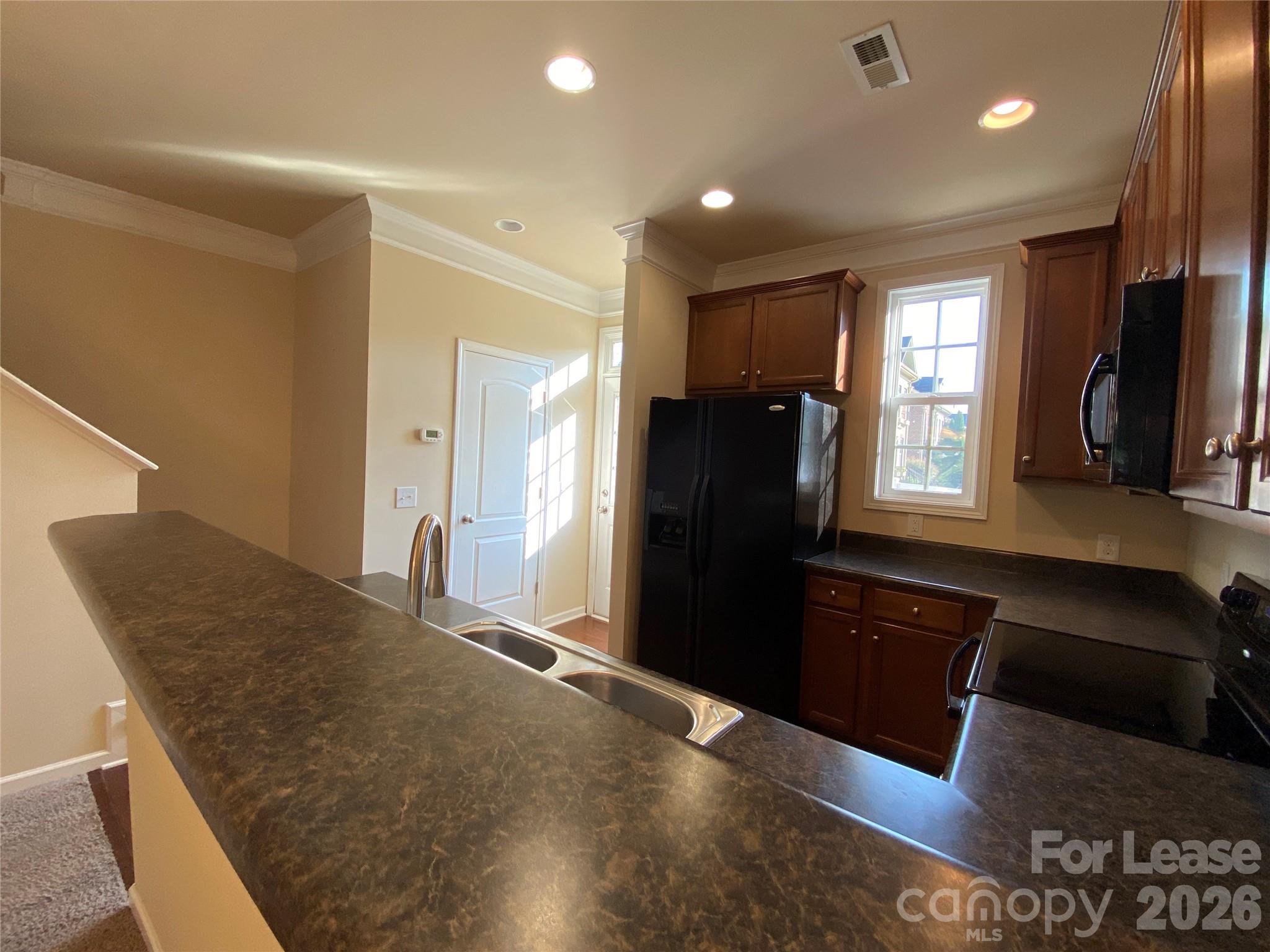 9537 Longstone Lane Property Photo 15