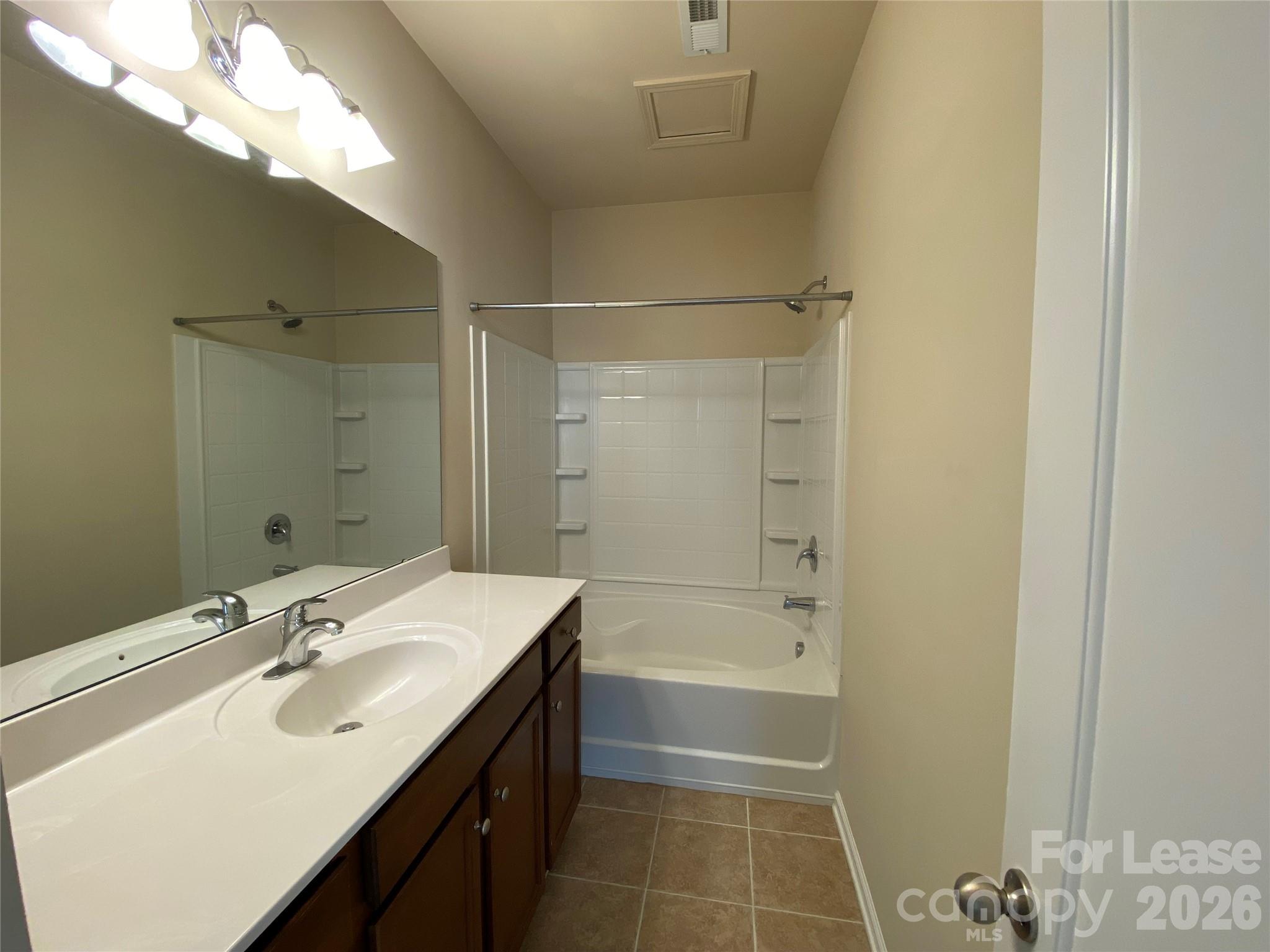 9537 Longstone Lane Property Photo 22
