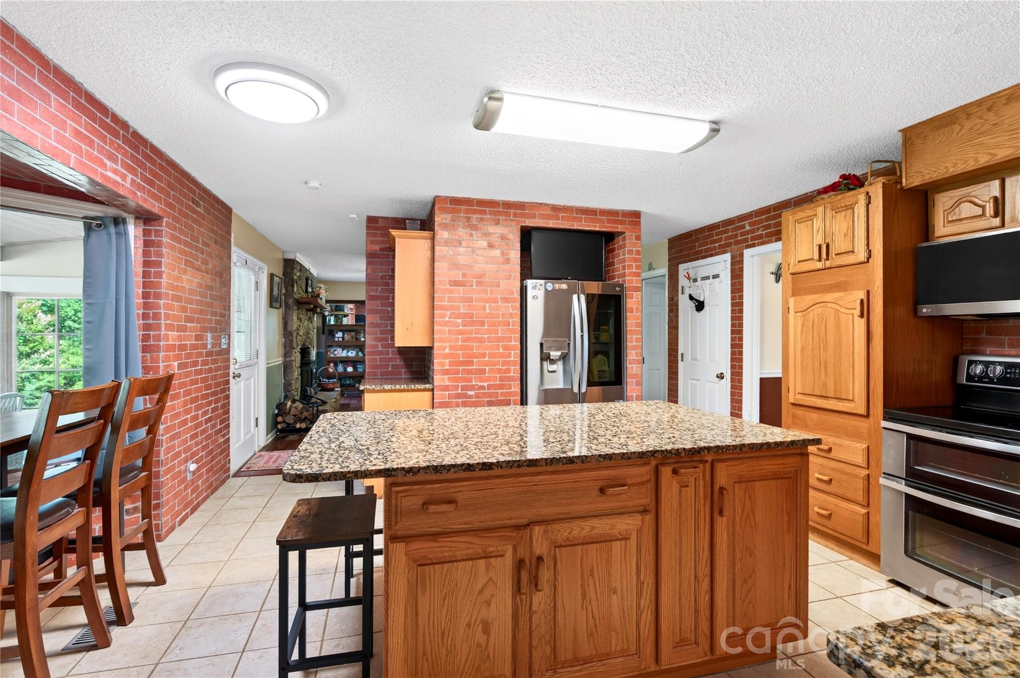 10 Old Turnpike Road Property Photo 7
