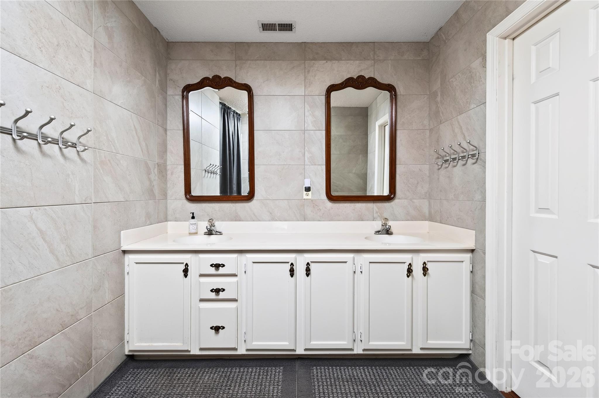 10 Old Turnpike Road Property Photo 20
