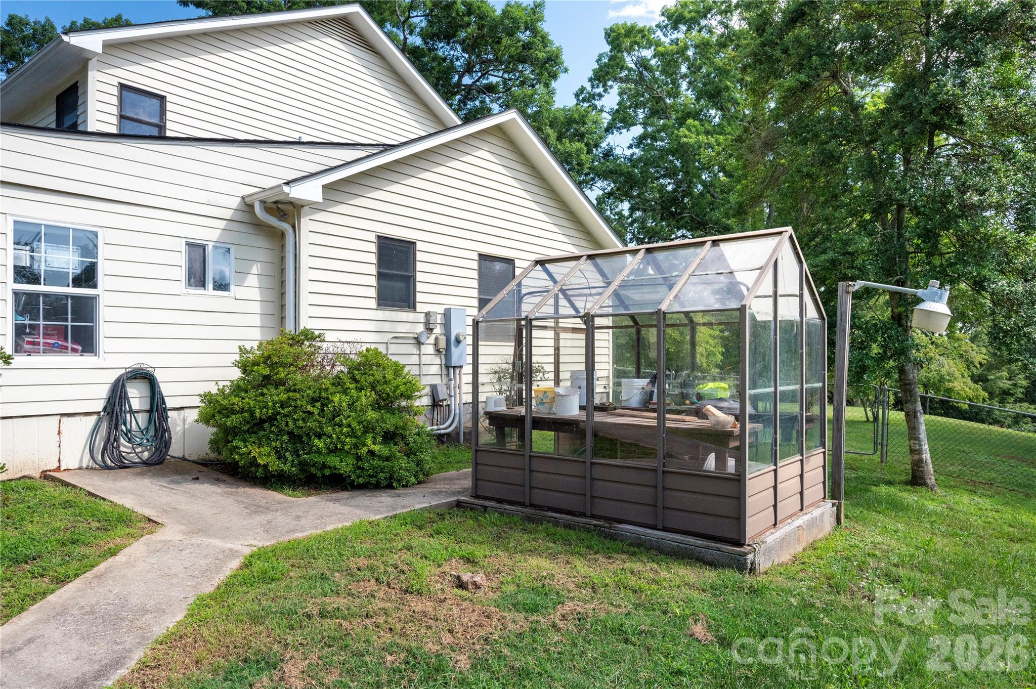 10 Old Turnpike Road Property Photo 28
