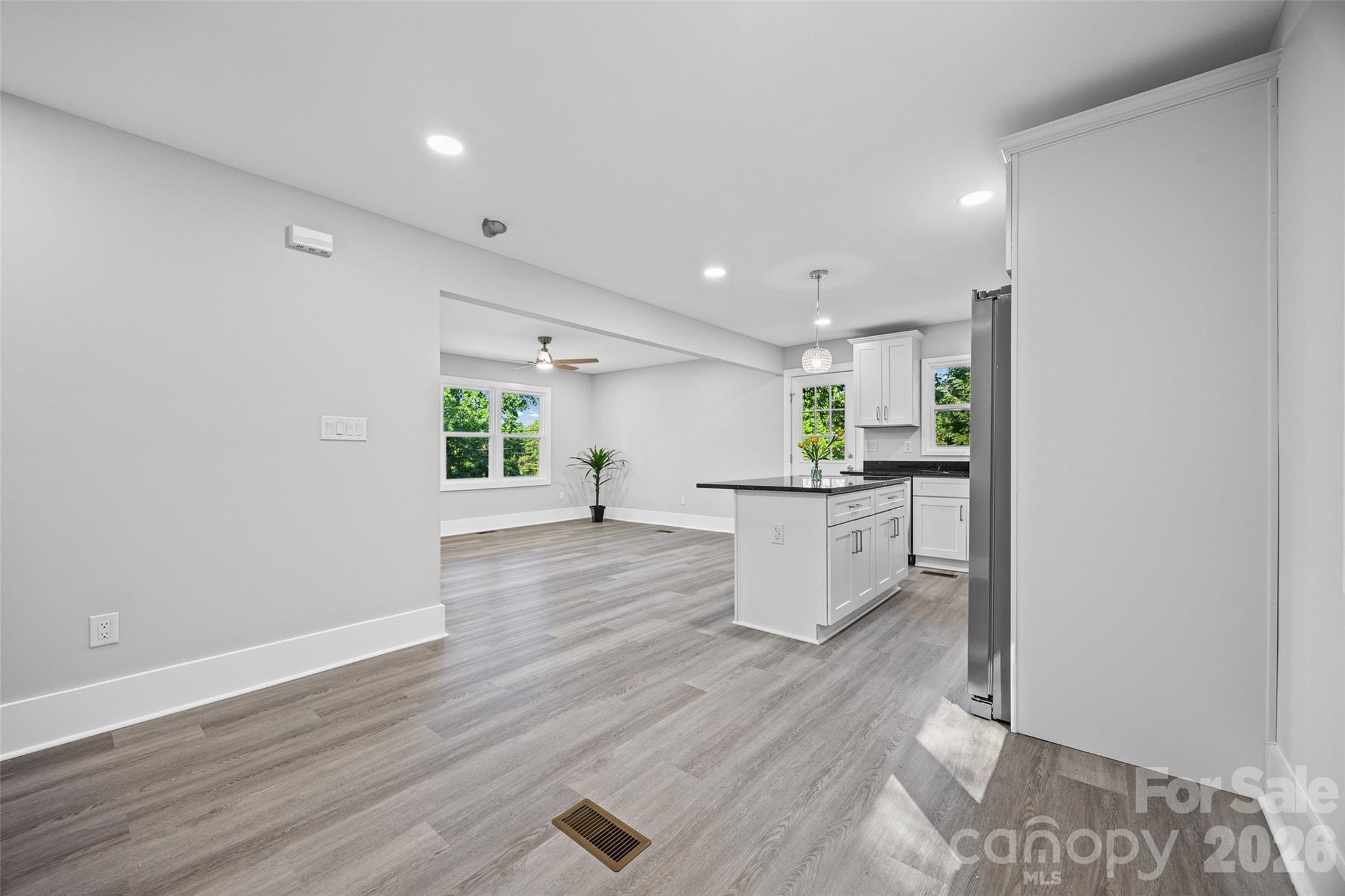 1812 Riveria Drive Property Photo 6