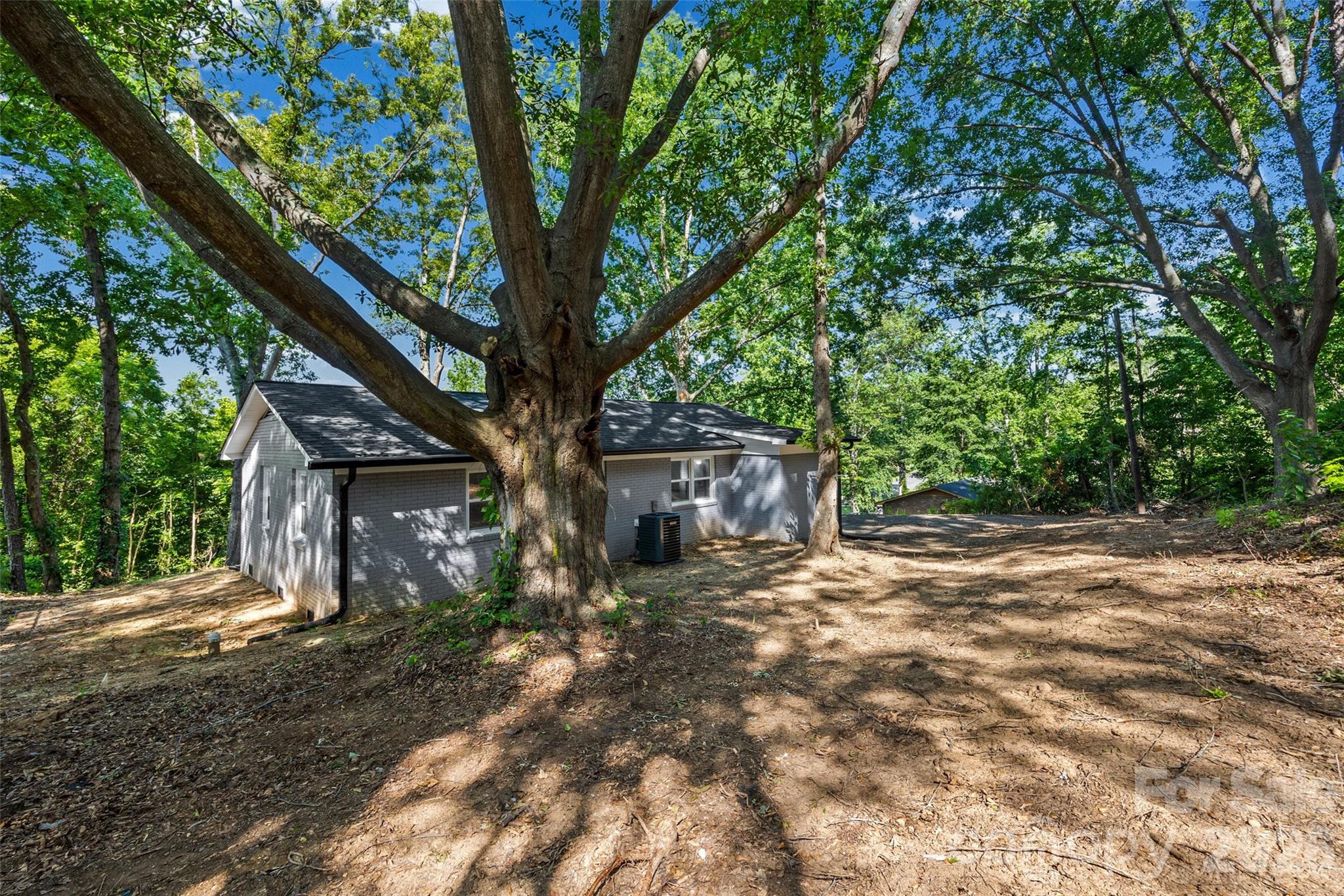 1812 Riveria Drive Property Photo 28