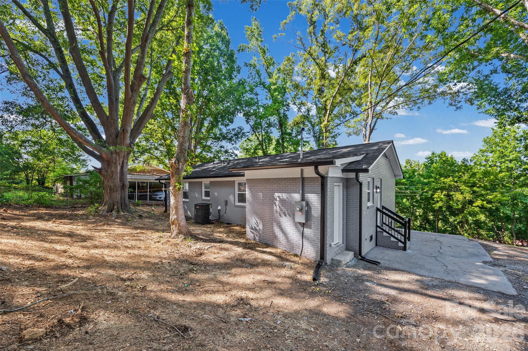 1812 Riveria Drive Property Photo 30