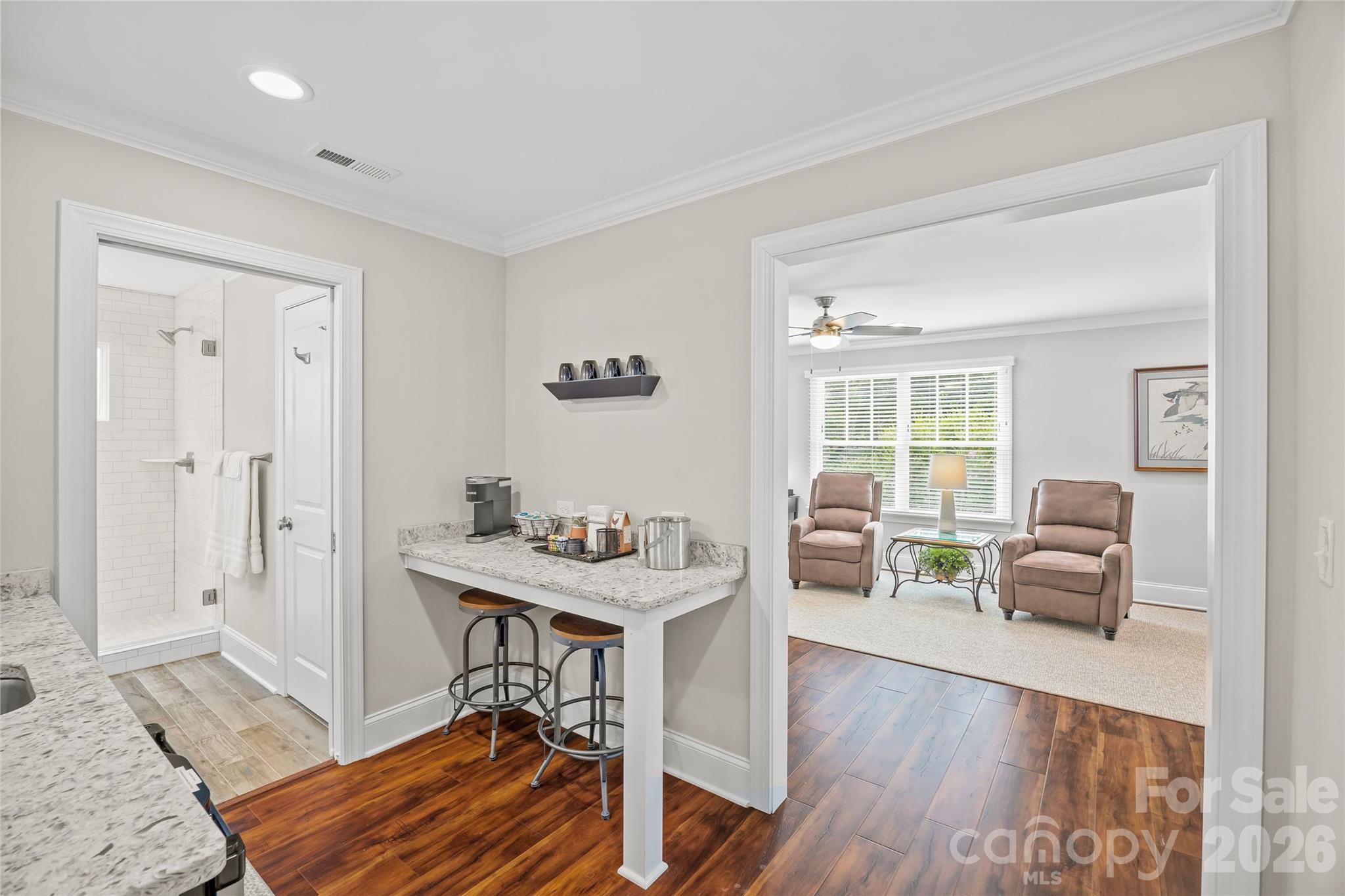 2200 Shenandoah Avenue Property Photo 45