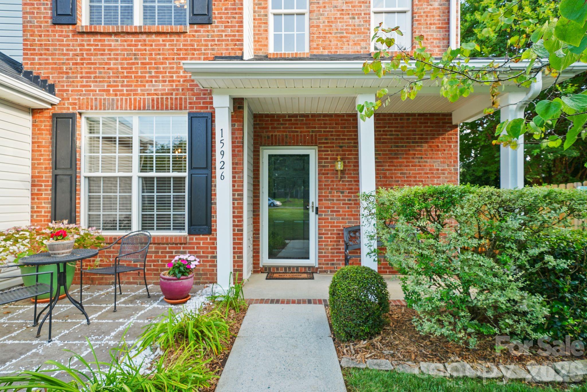 15926 Bubbling Branch Lane Property Photo 3