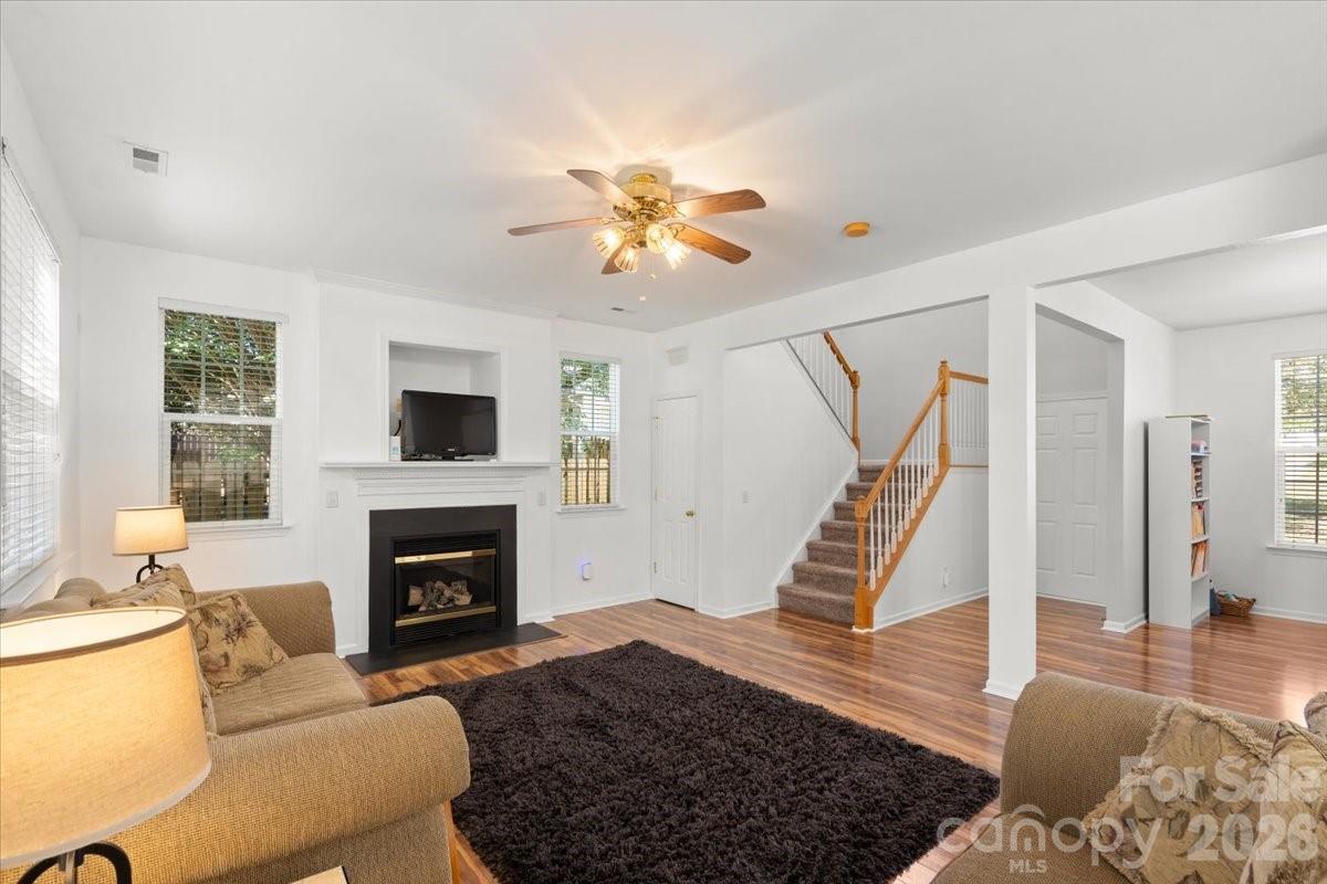 15926 Bubbling Branch Lane Property Photo 8