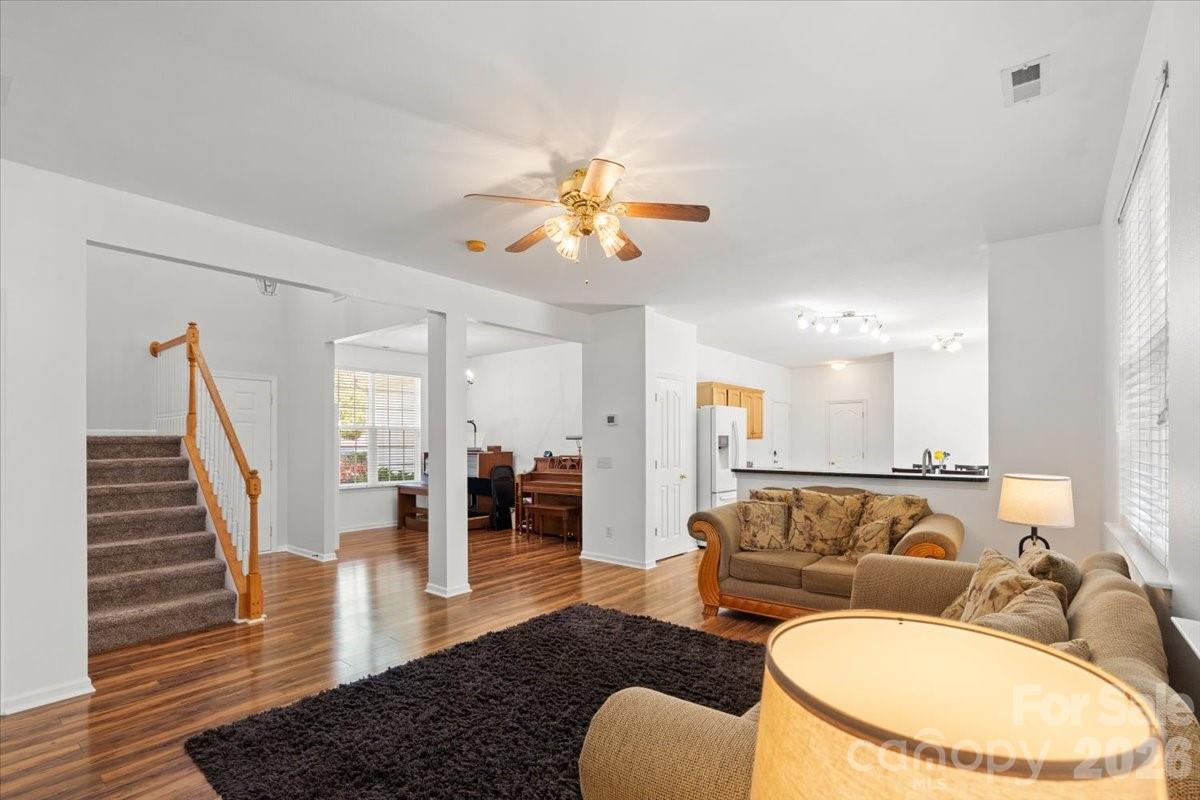 15926 Bubbling Branch Lane Property Photo 11