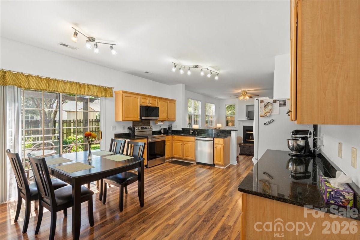 15926 Bubbling Branch Lane Property Photo 12