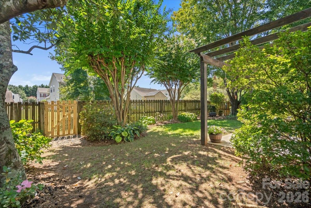15926 Bubbling Branch Lane Property Photo 37