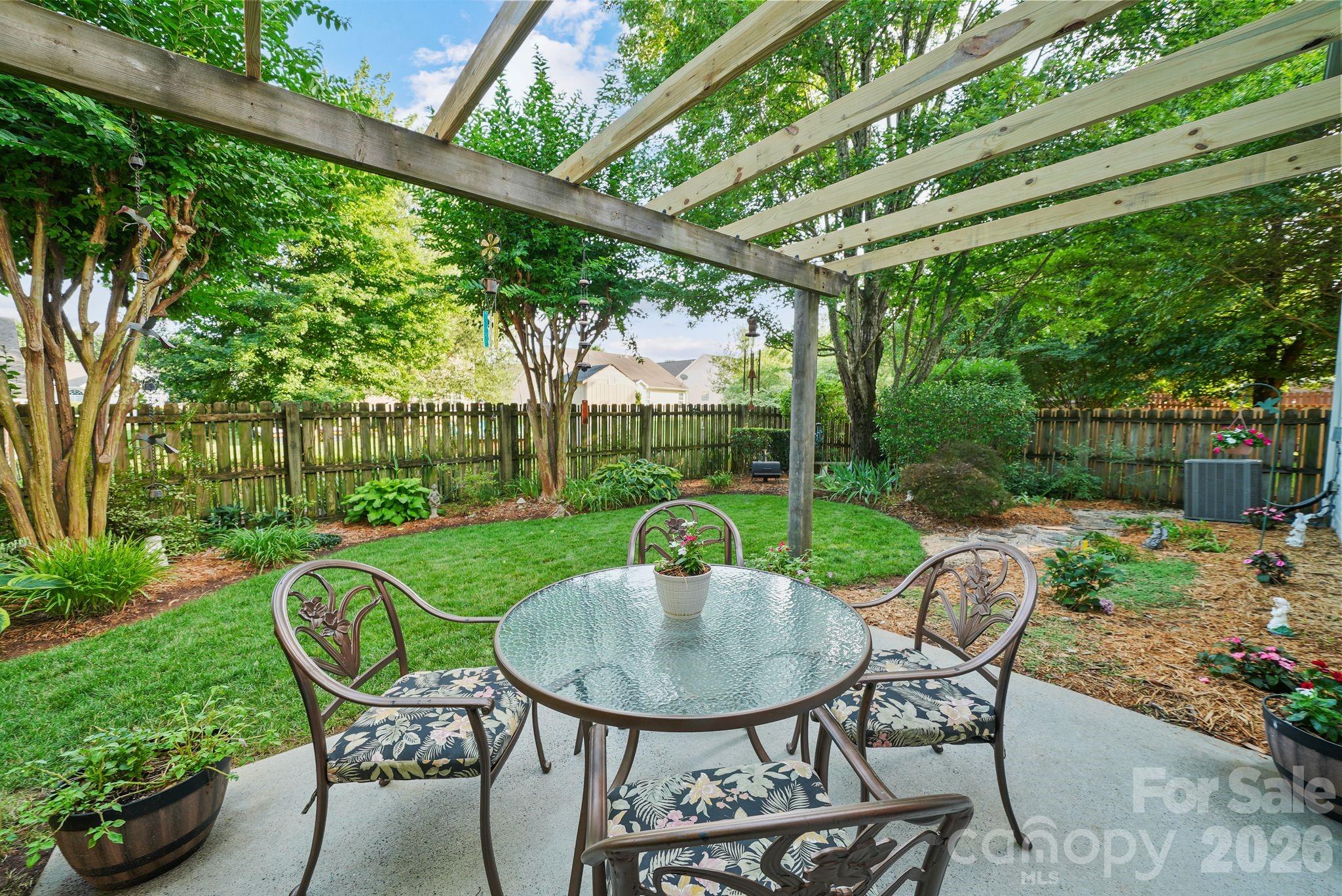 15926 Bubbling Branch Lane Property Photo 44