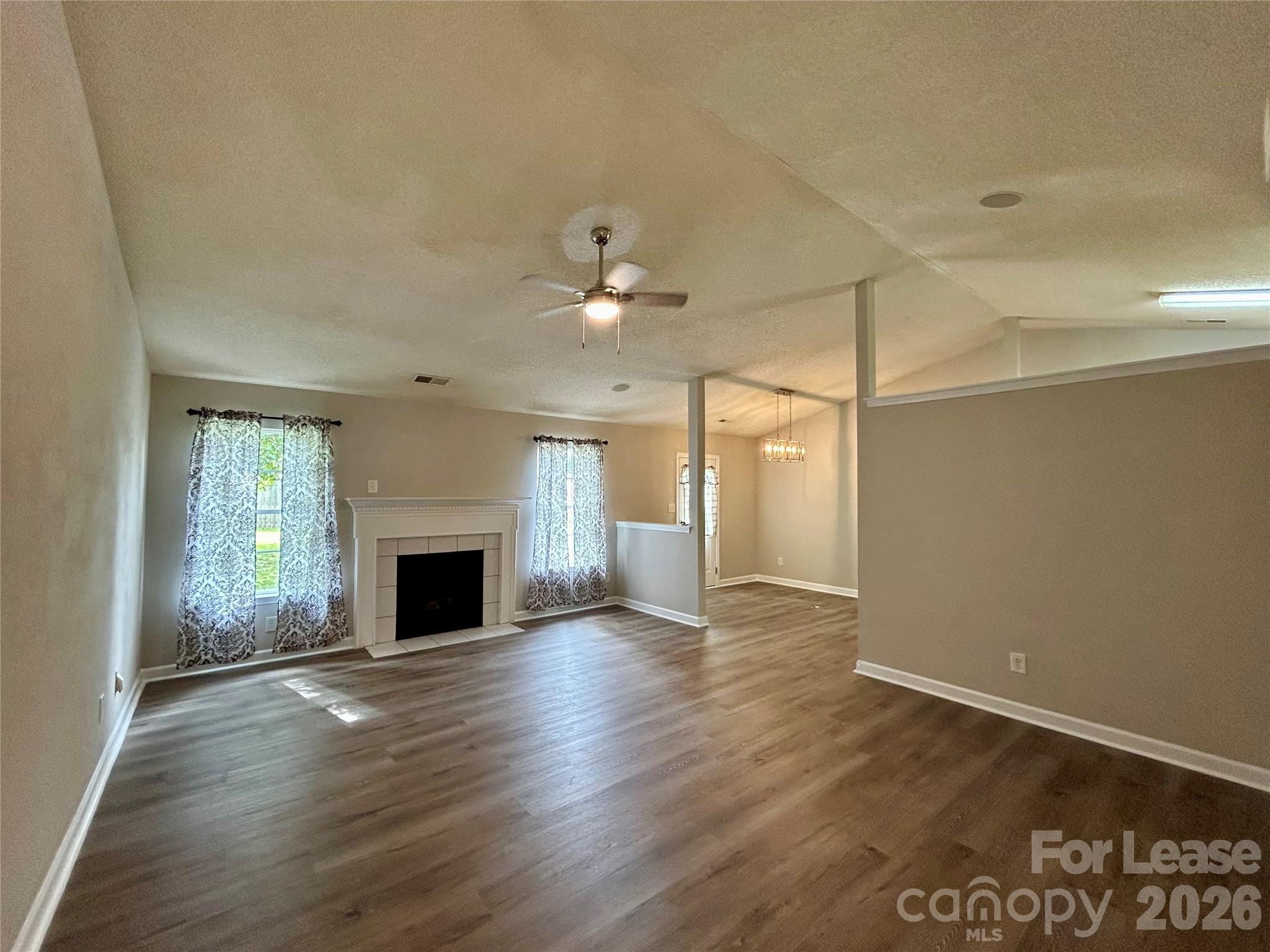 3005 Brekonridge Centre Drive Property Photo 7
