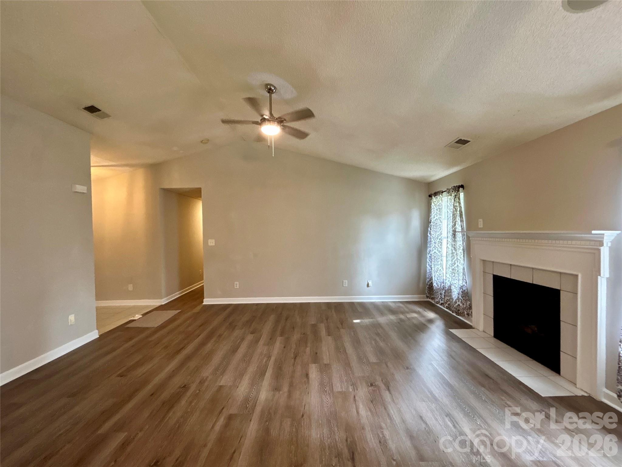 3005 Brekonridge Centre Drive Property Photo 8