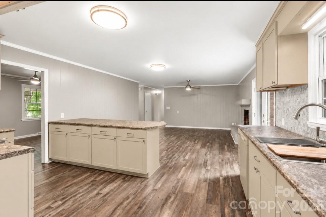 615 Fernwood Drive Property Photo 14