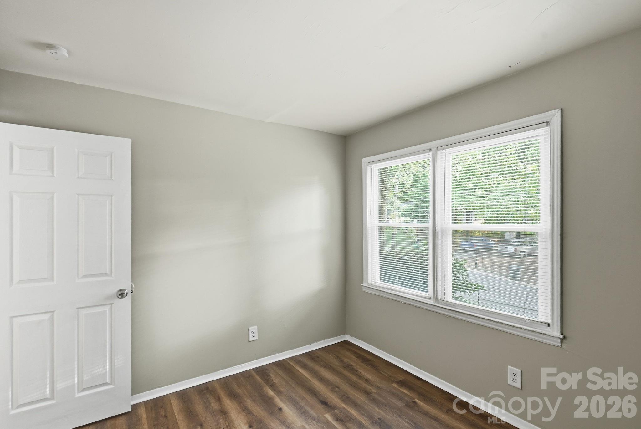 6805 Deanwood Place Property Photo 14