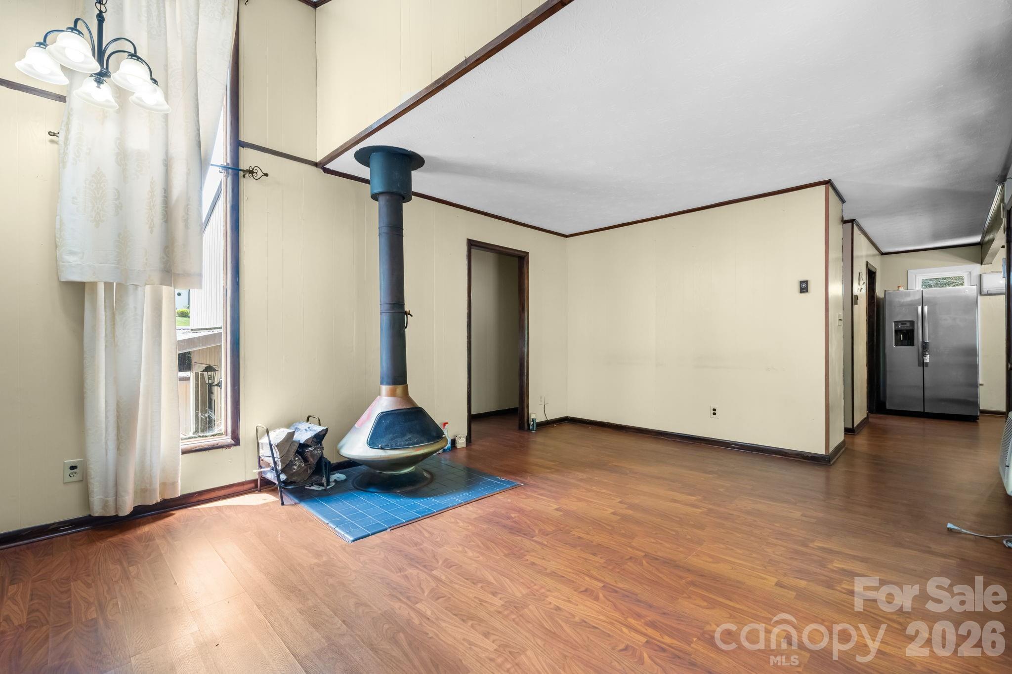 828 Manchester Street Property Photo 3