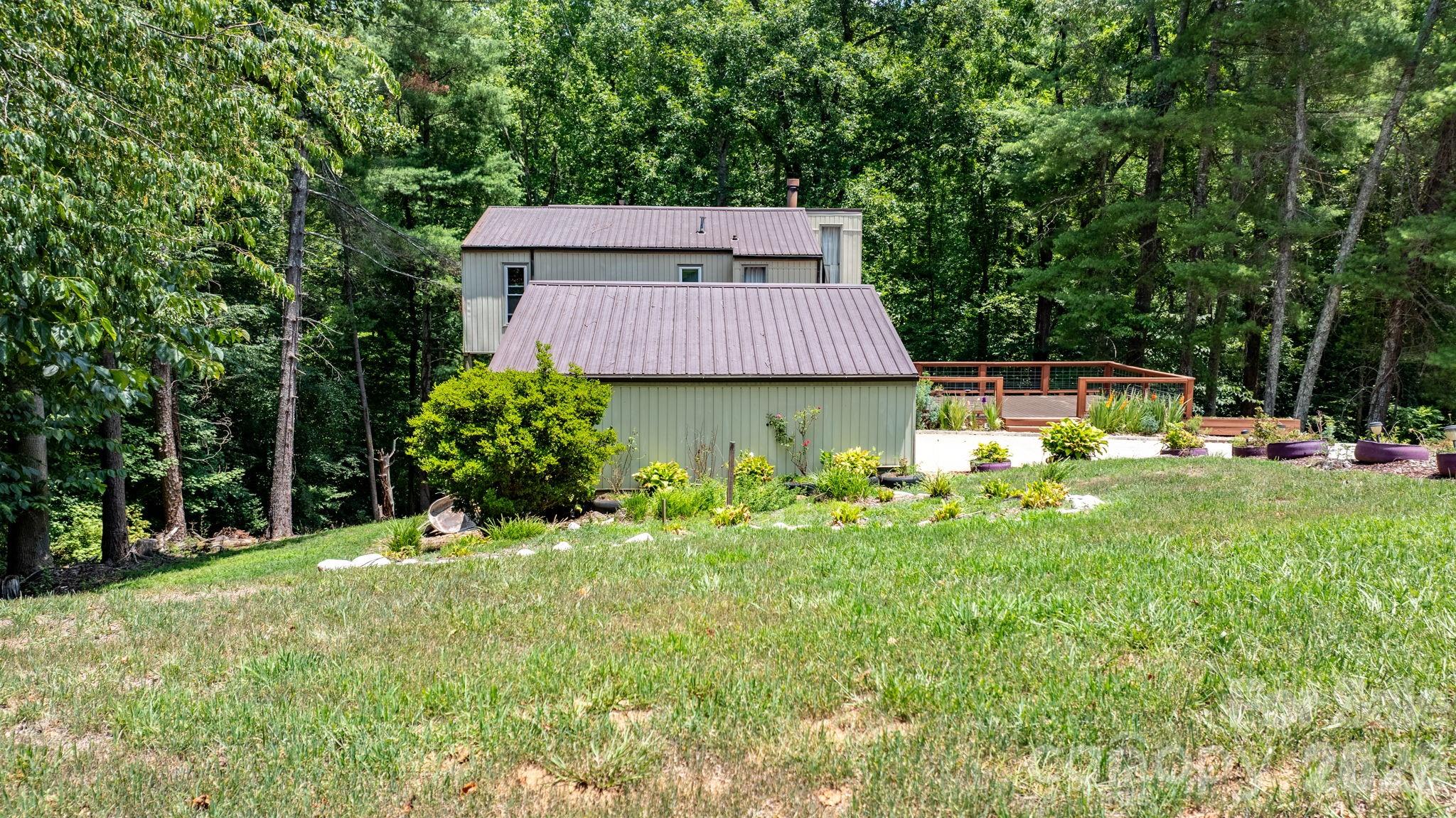 828 Manchester Street Property Photo 19