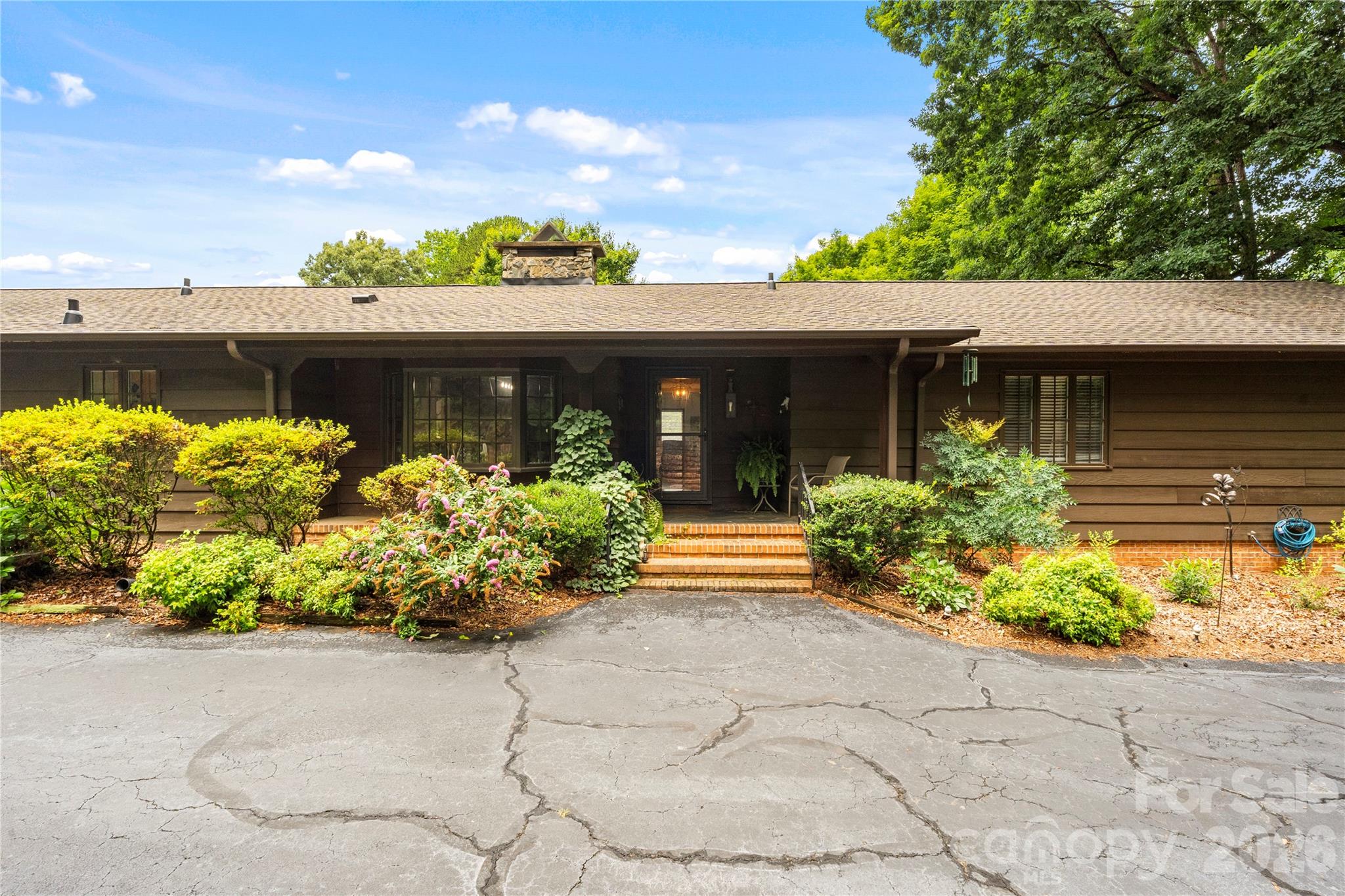 2915 Old Stage Road Property Photo 3