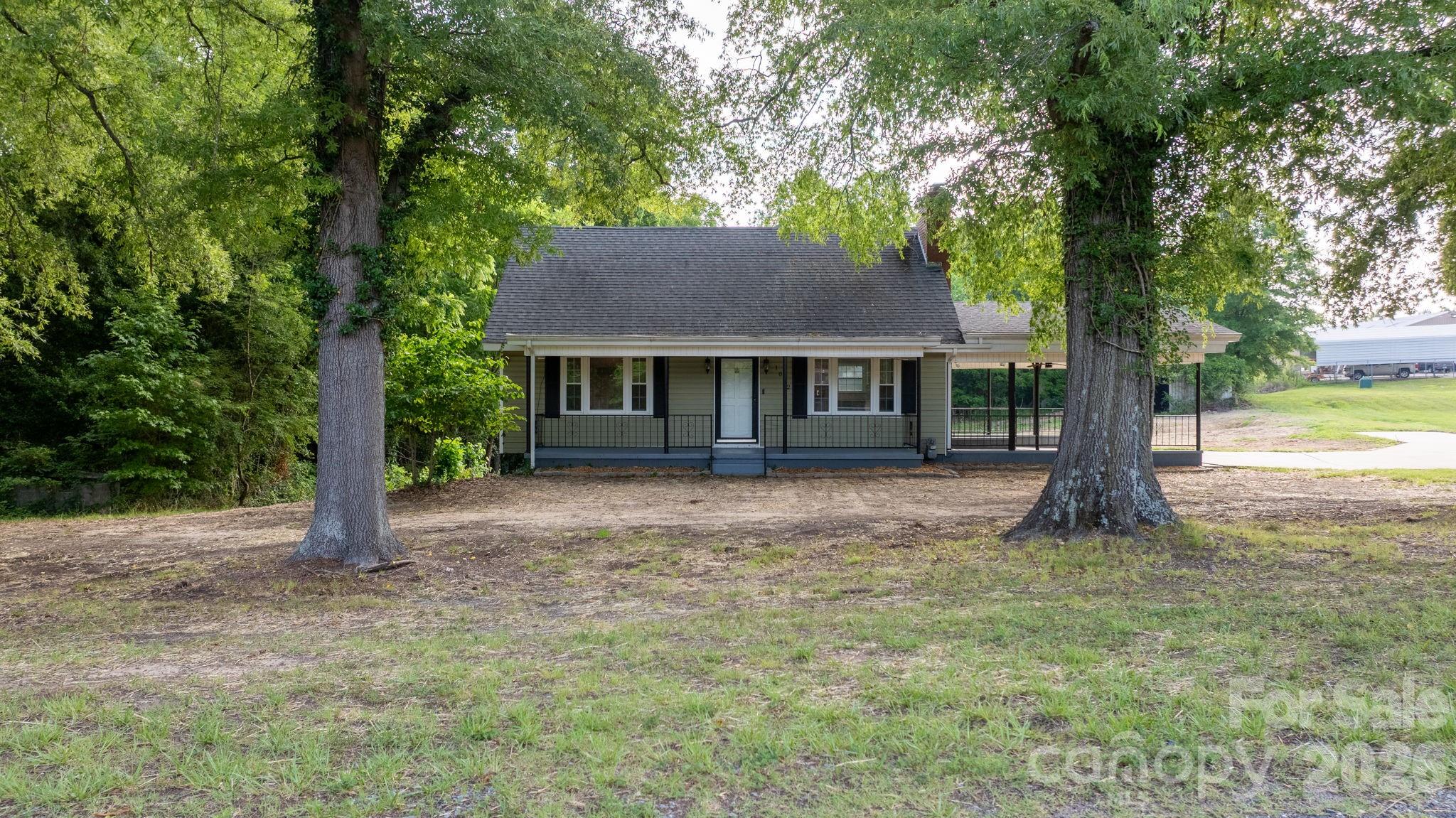 1002 Ramseur Road Property Photo 23