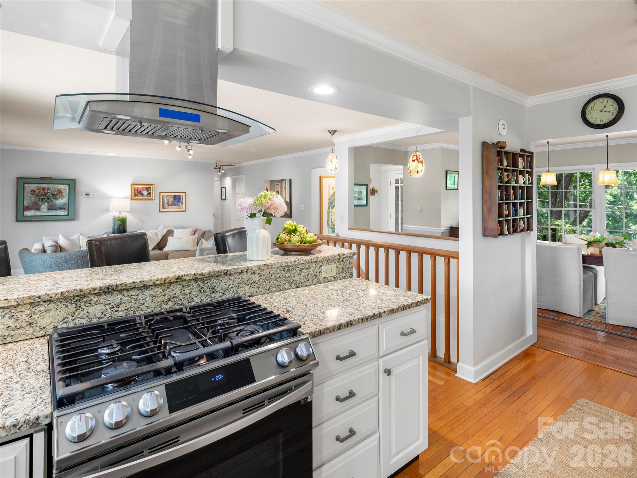 528 N Griffing Boulevard Property Photo 15