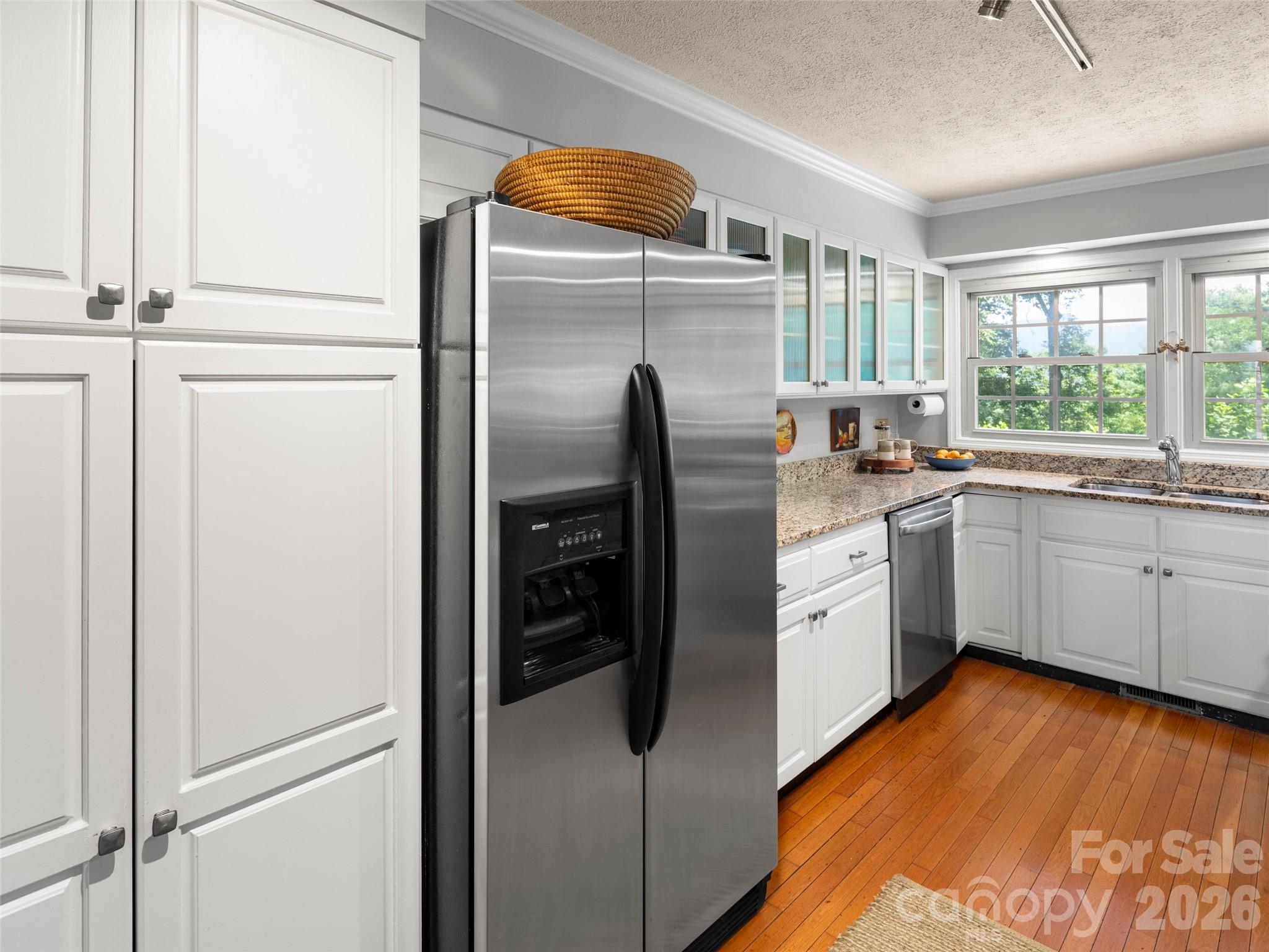 528 N Griffing Boulevard Property Photo 16