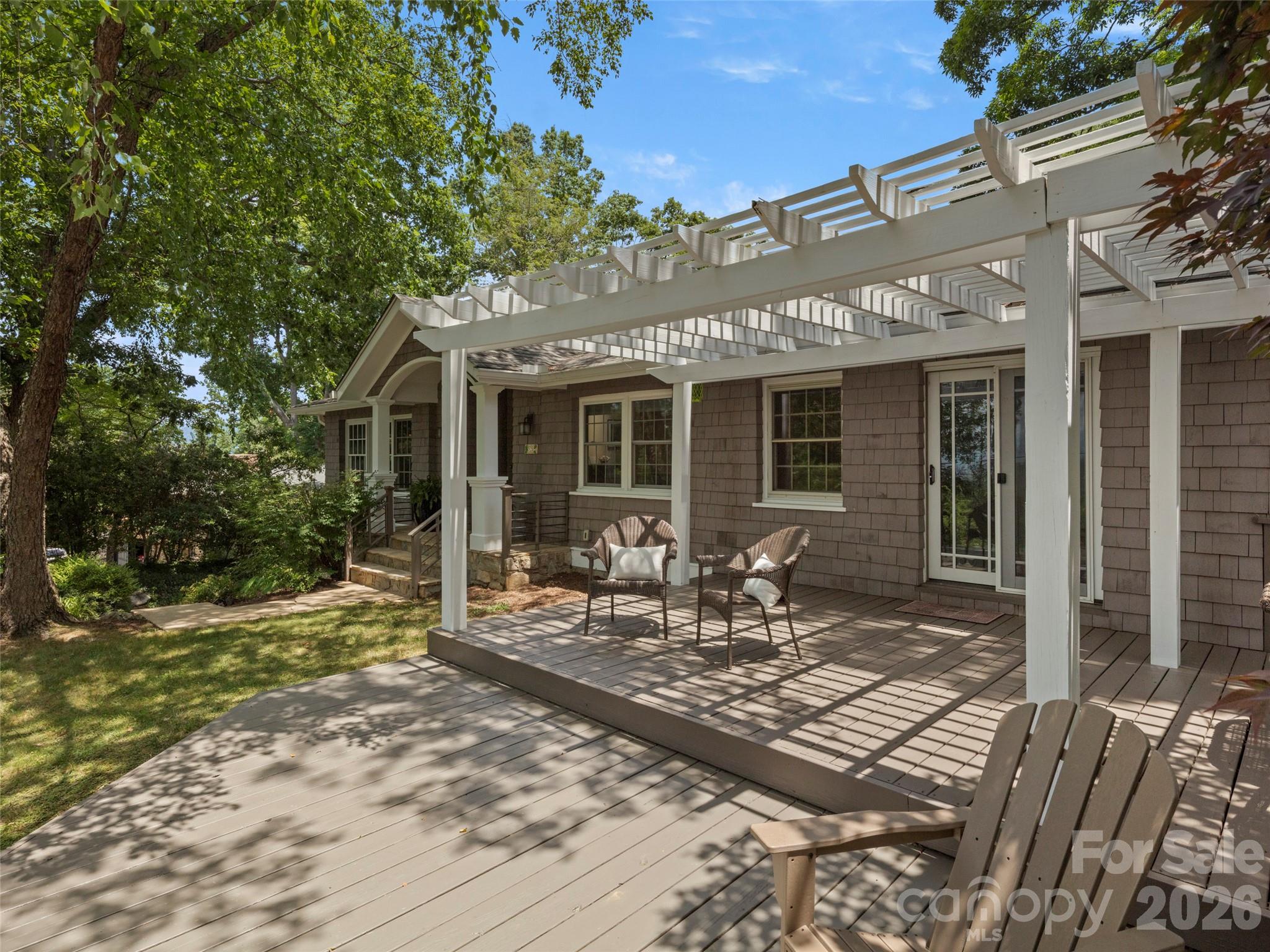 528 N Griffing Boulevard Property Photo 21
