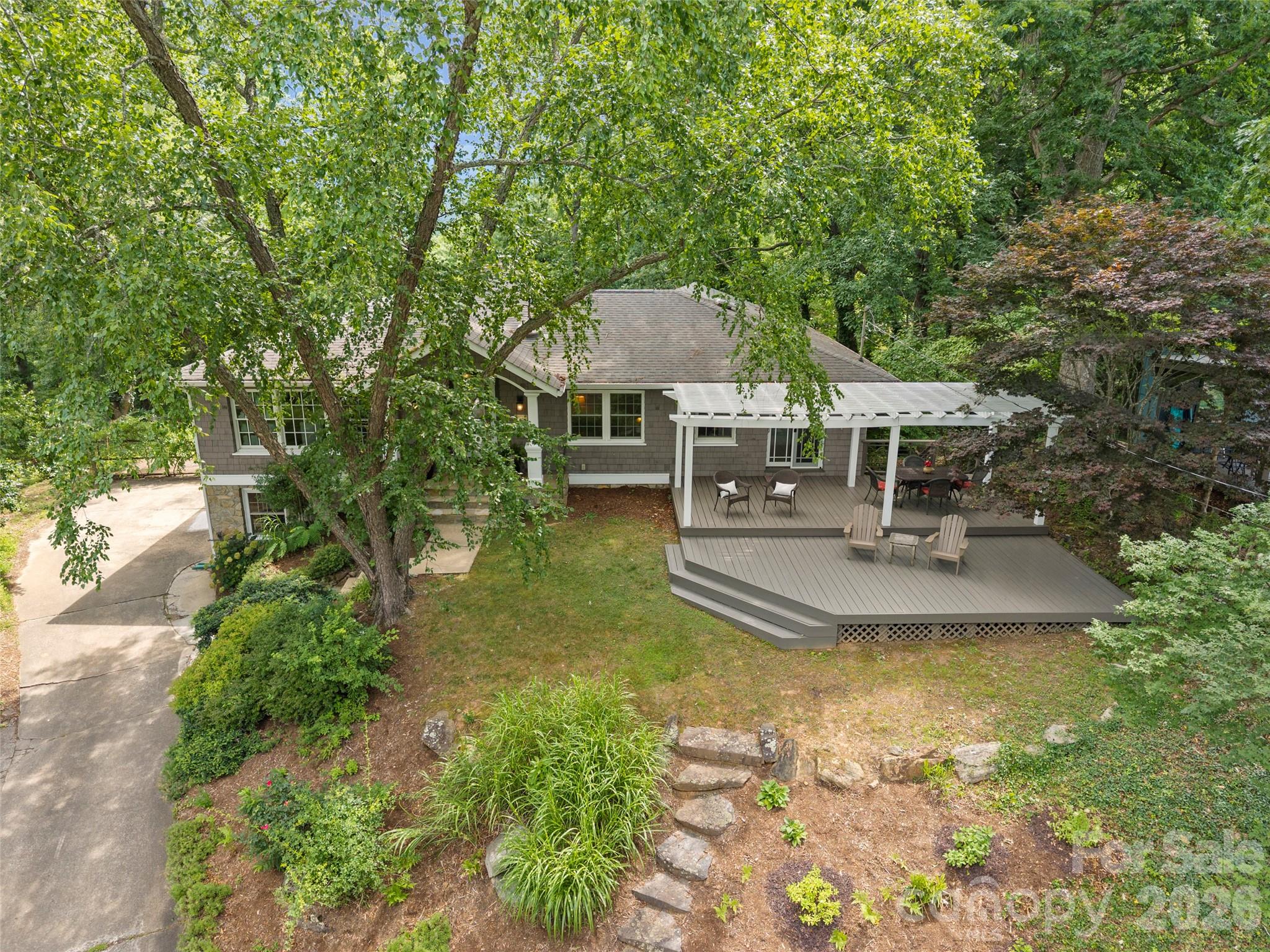 528 N Griffing Boulevard Property Photo 46
