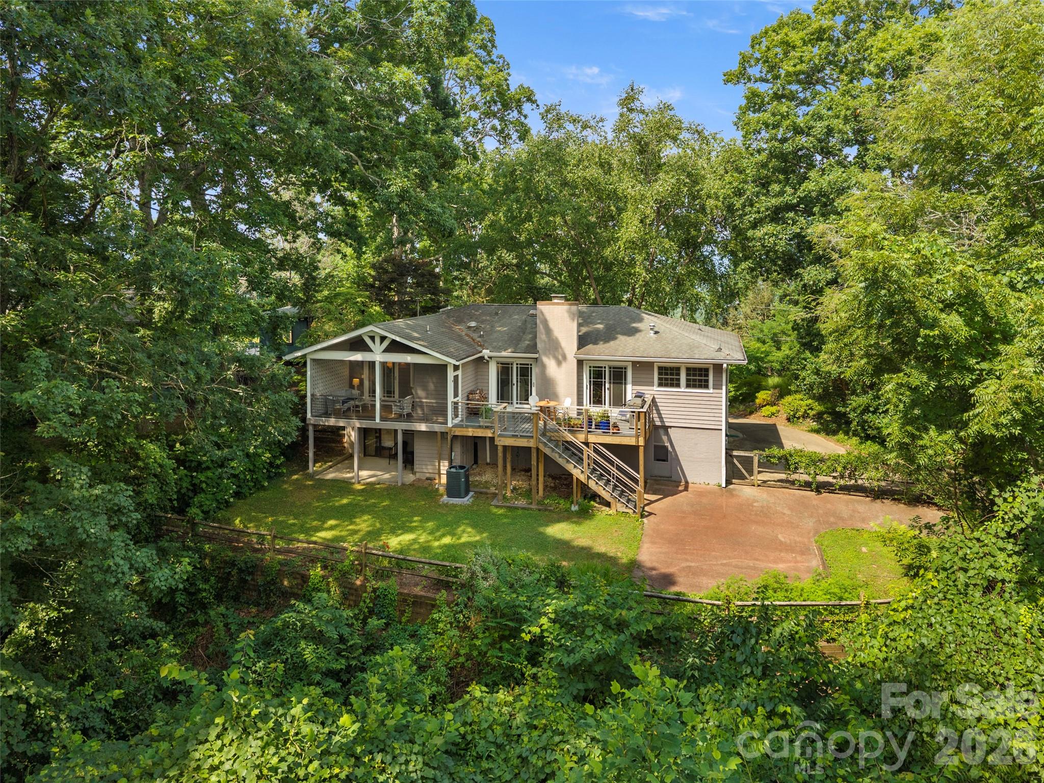 528 N Griffing Boulevard Property Photo 48