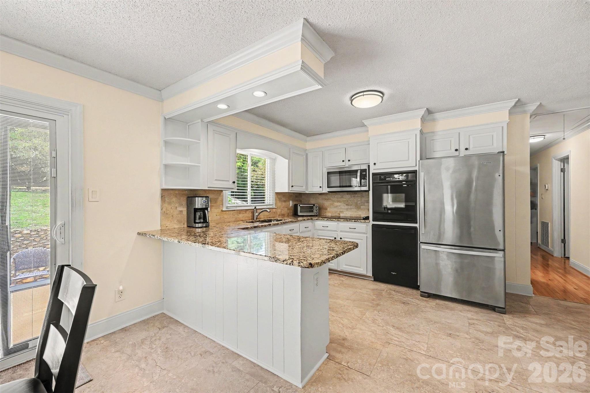 9050 Miriam Drive Property Photo 5
