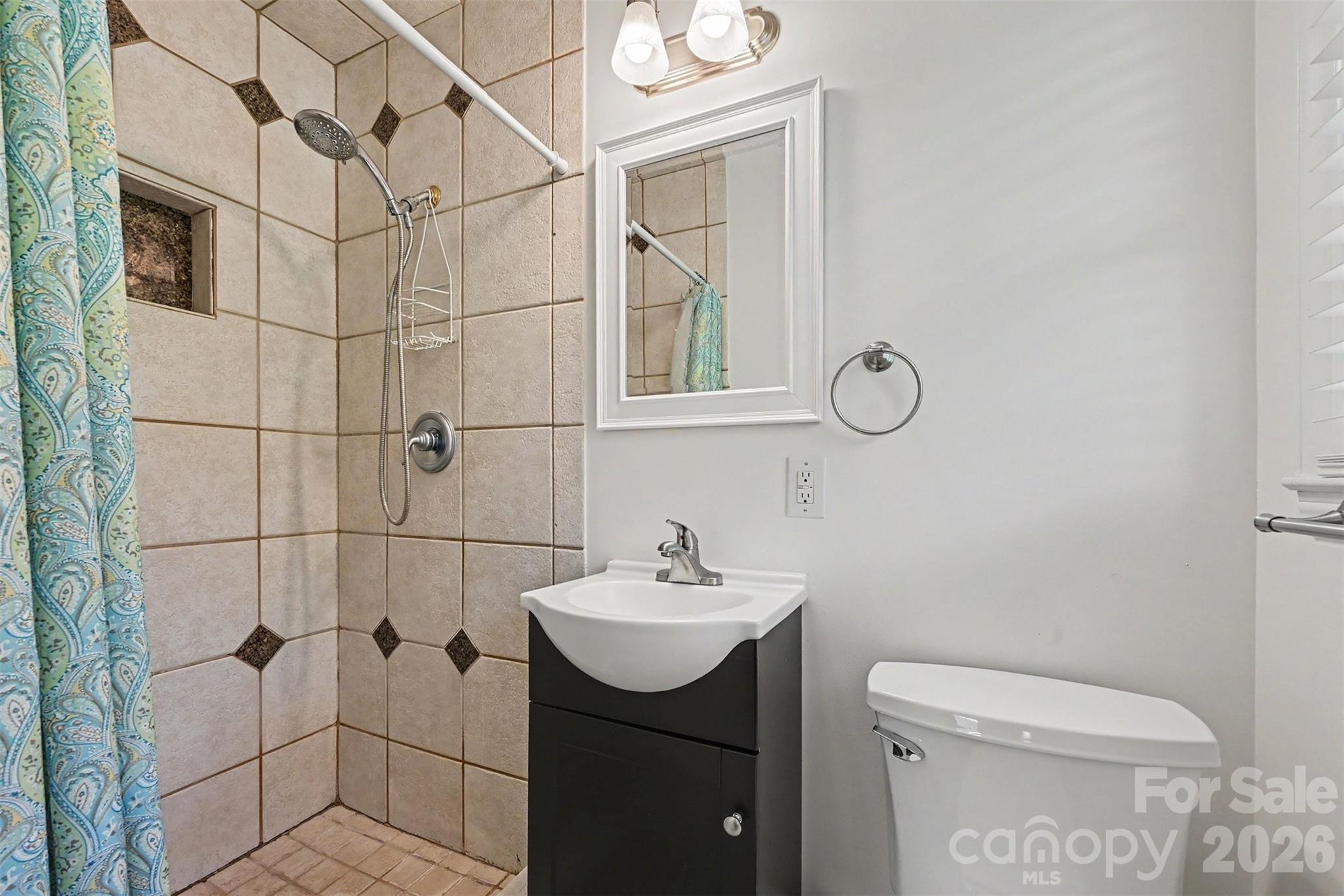 9050 Miriam Drive Property Photo 15