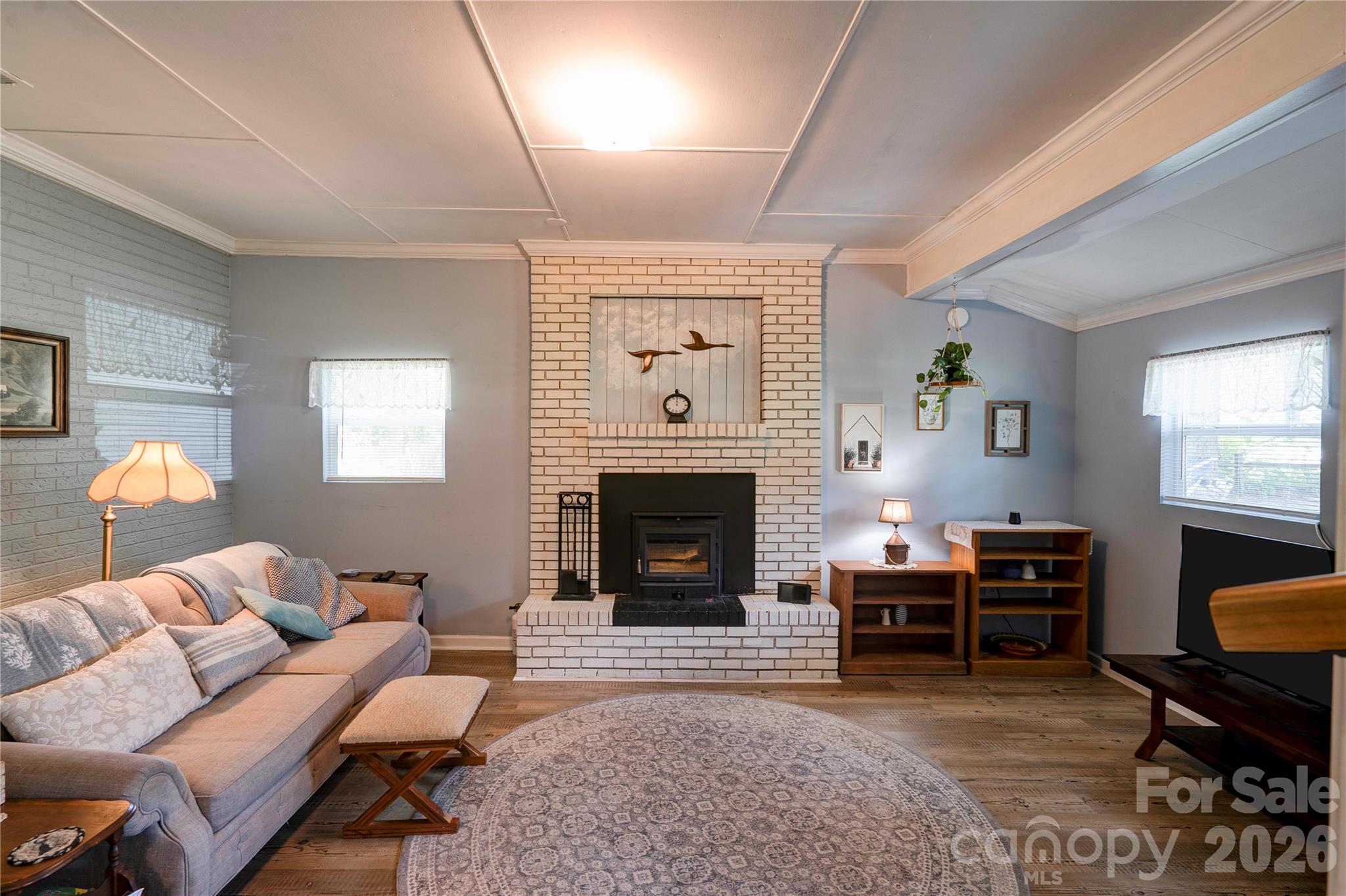 624 Ware Road Property Photo 4