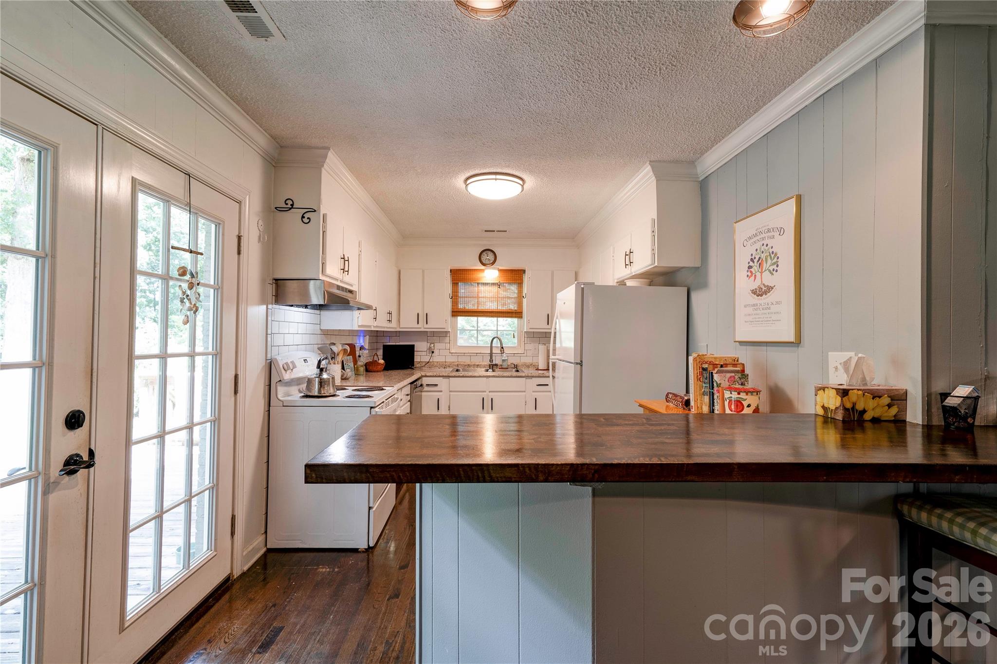 624 Ware Road Property Photo 7
