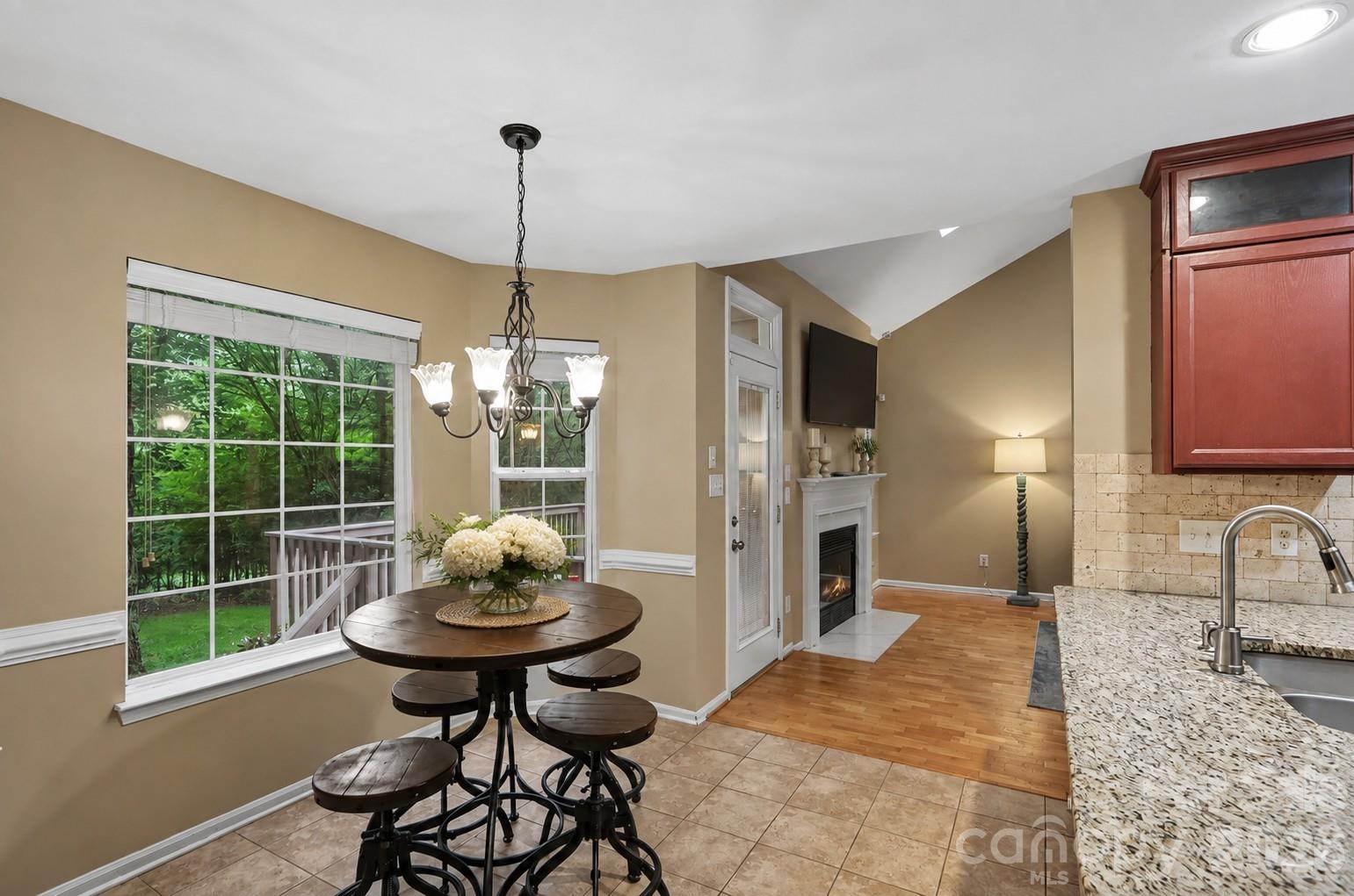 6337 Lily Pad Court Property Photo 7