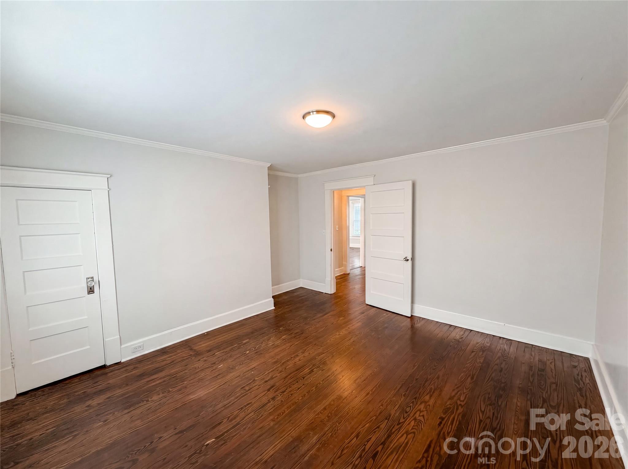 519 N Rose Avenue Property Photo 7