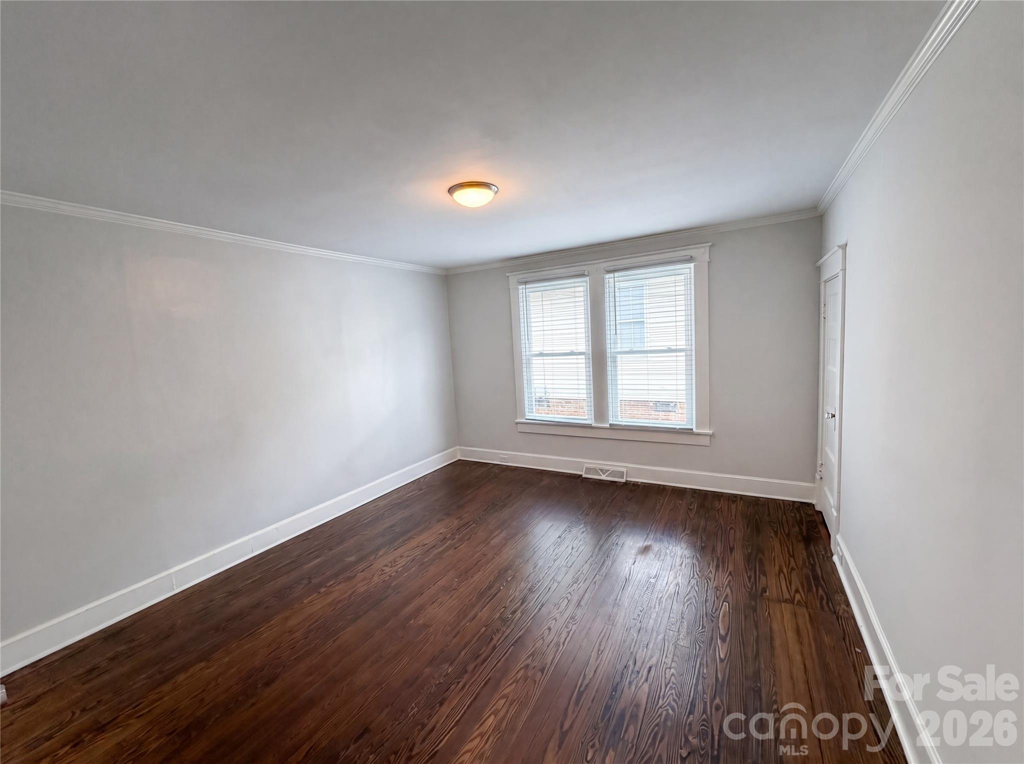 519 N Rose Avenue Property Photo 11
