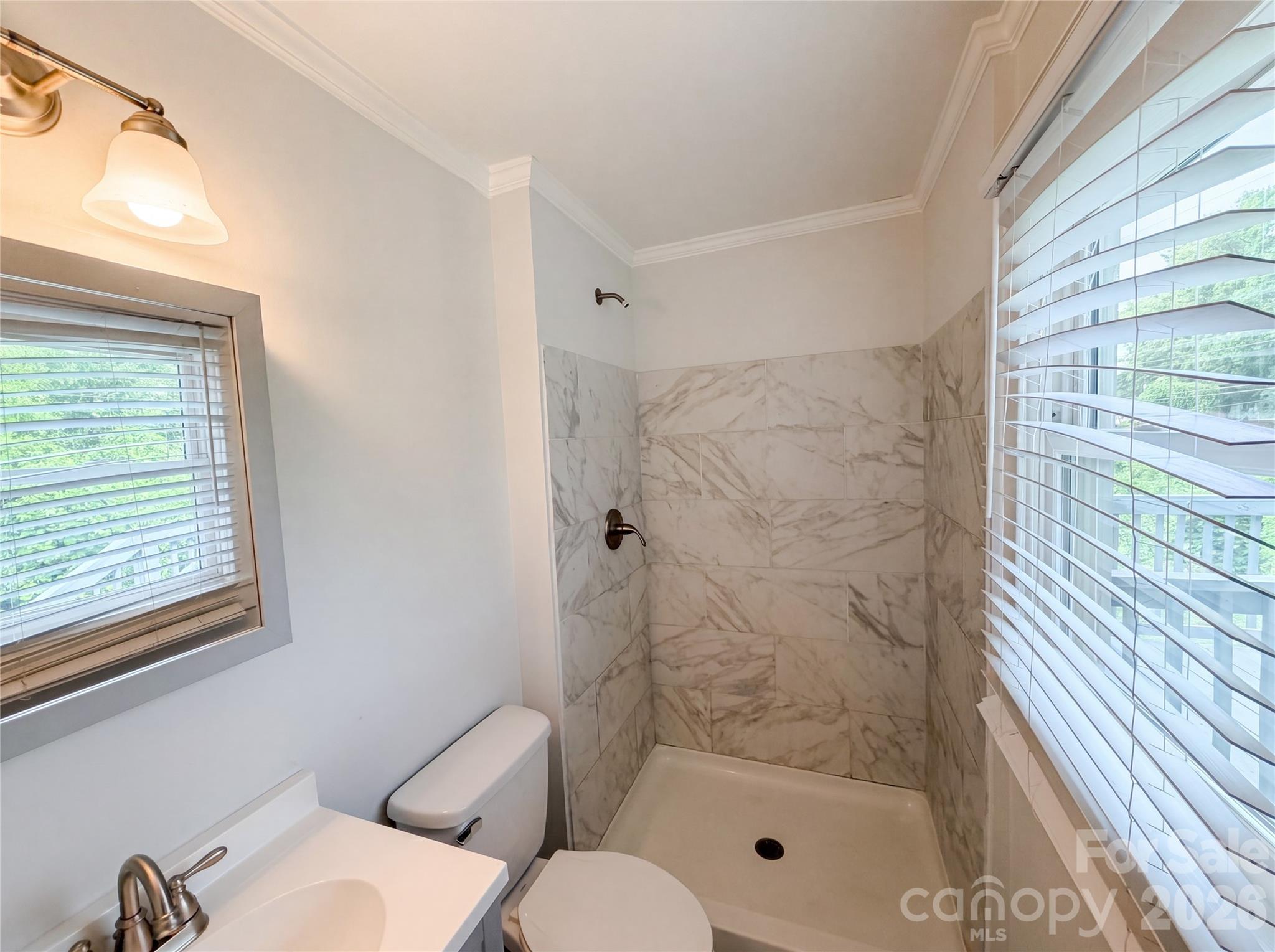 519 N Rose Avenue Property Photo 13